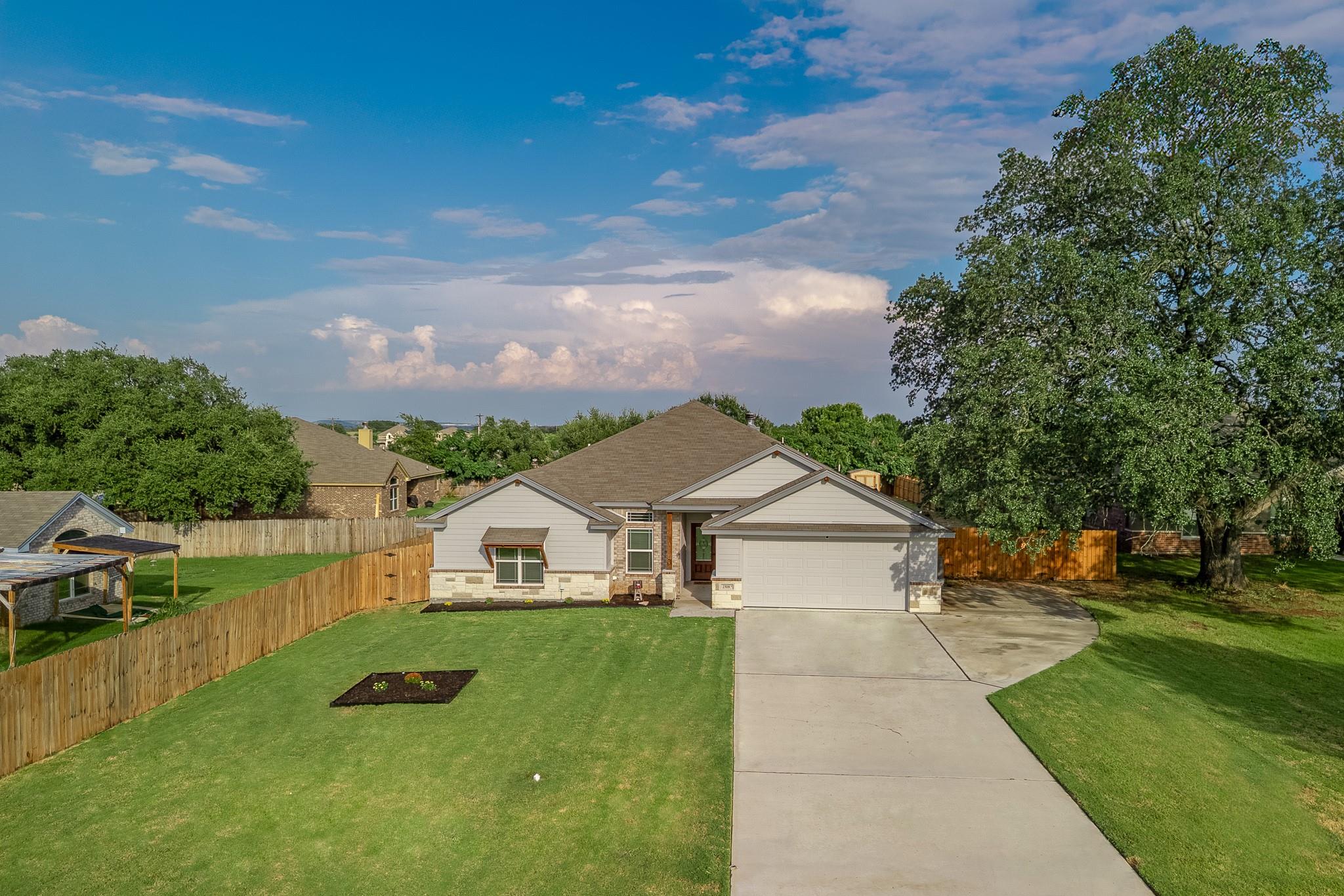 2518 Gail Dr, Copperas Cove, TX 76522