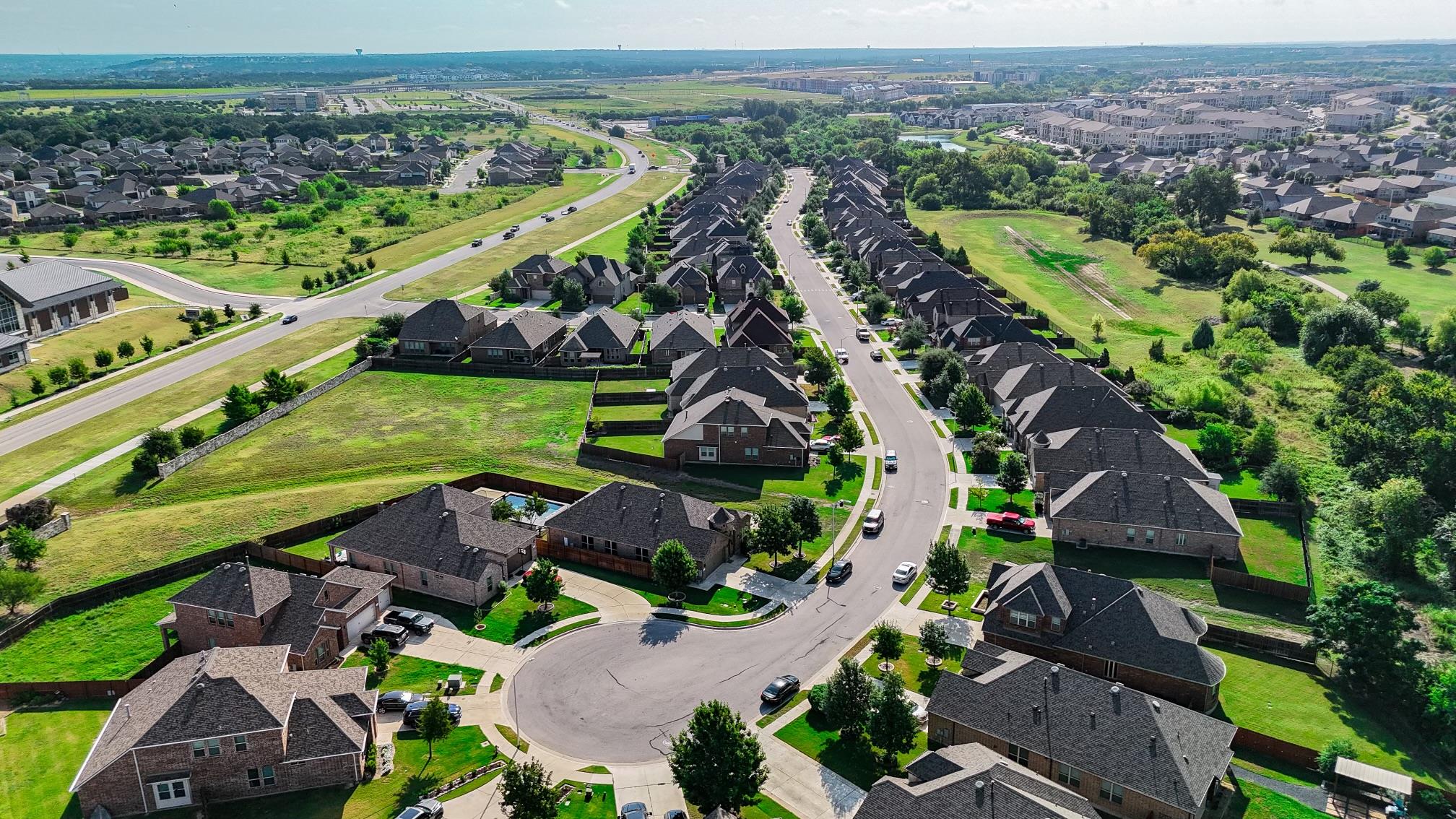 617 Mistflower Springs Dr, Leander, TX 78641