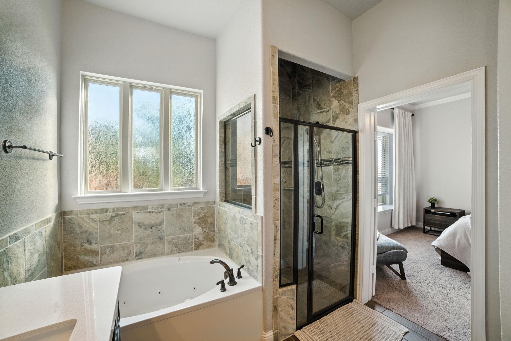 617 Mistflower Springs Dr, Leander, TX 78641