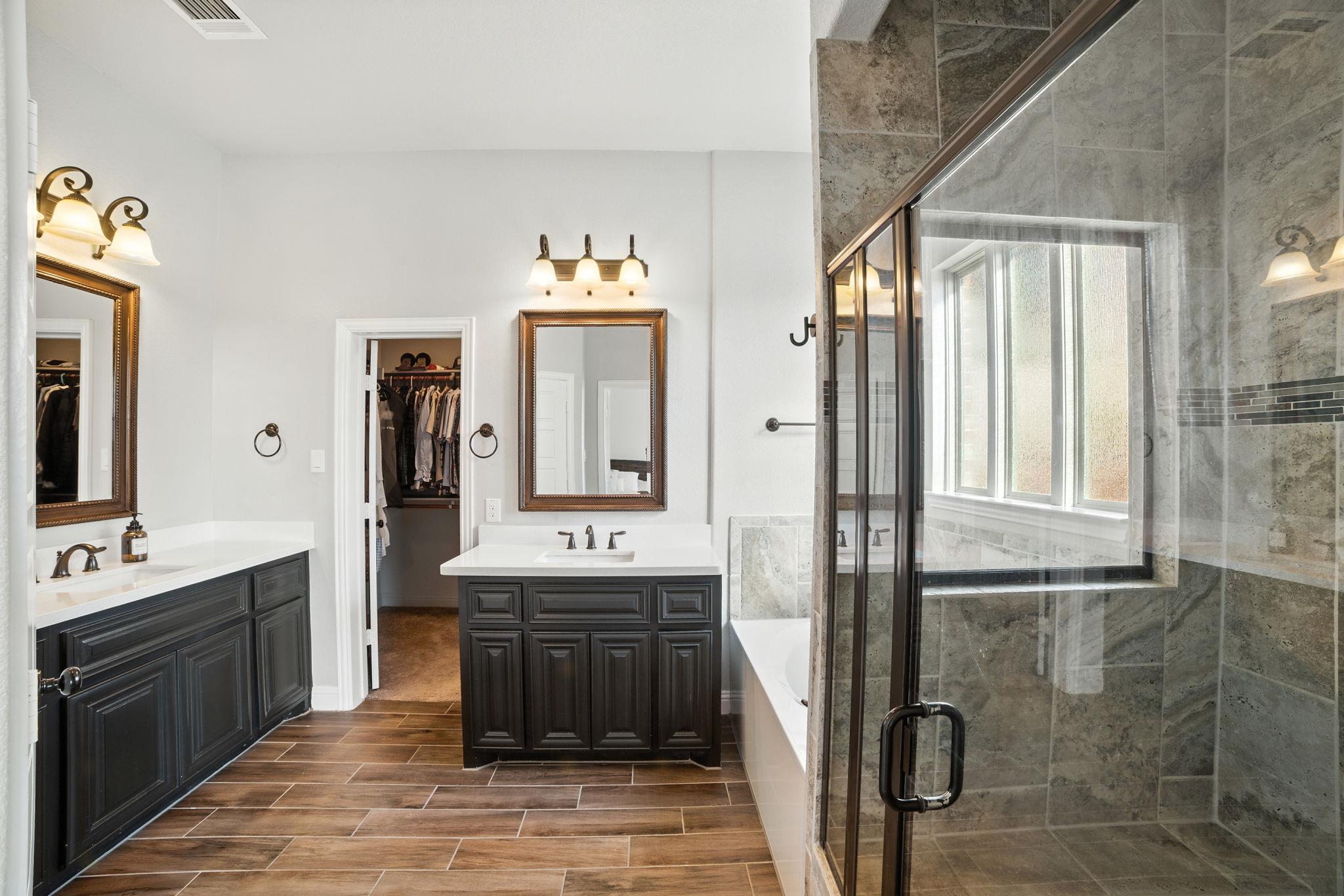 617 Mistflower Springs Dr, Leander, TX 78641