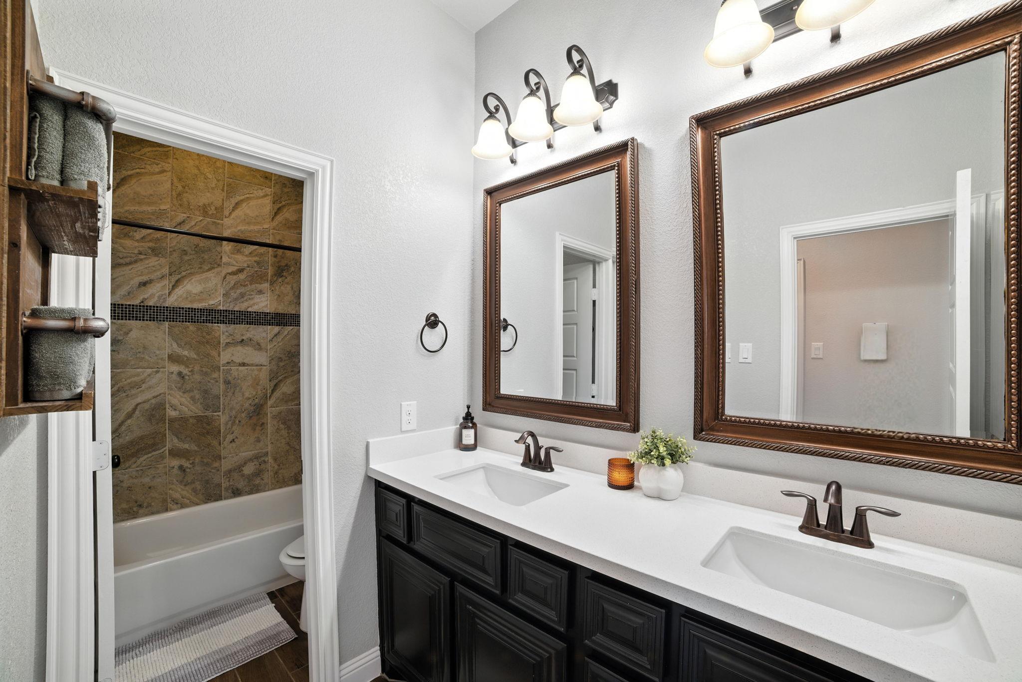 617 Mistflower Springs Dr, Leander, TX 78641