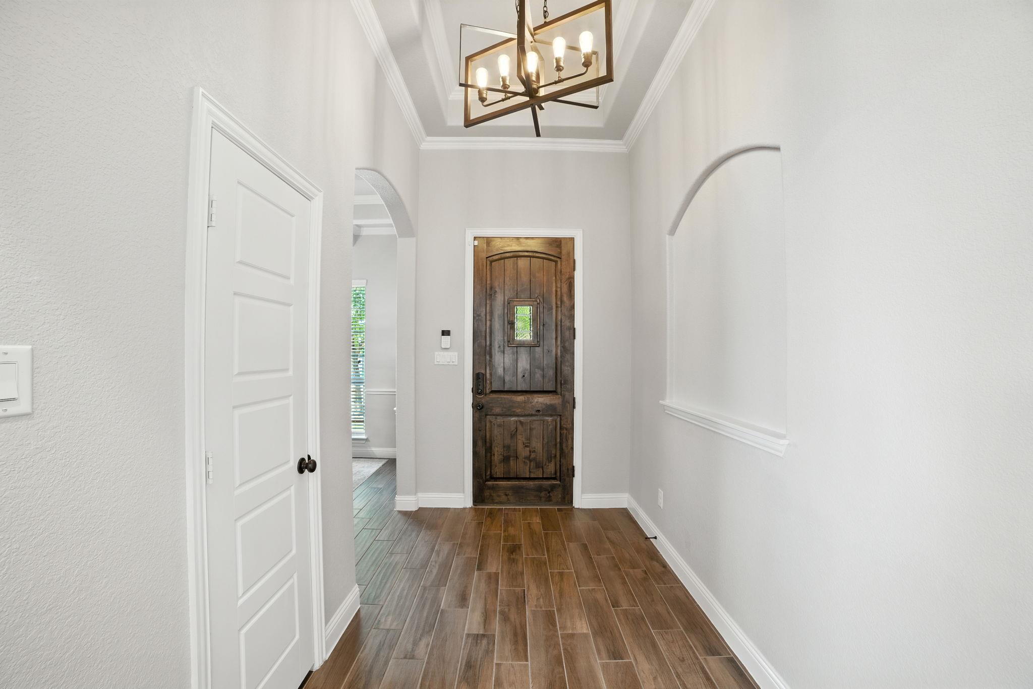 617 Mistflower Springs Dr, Leander, TX 78641