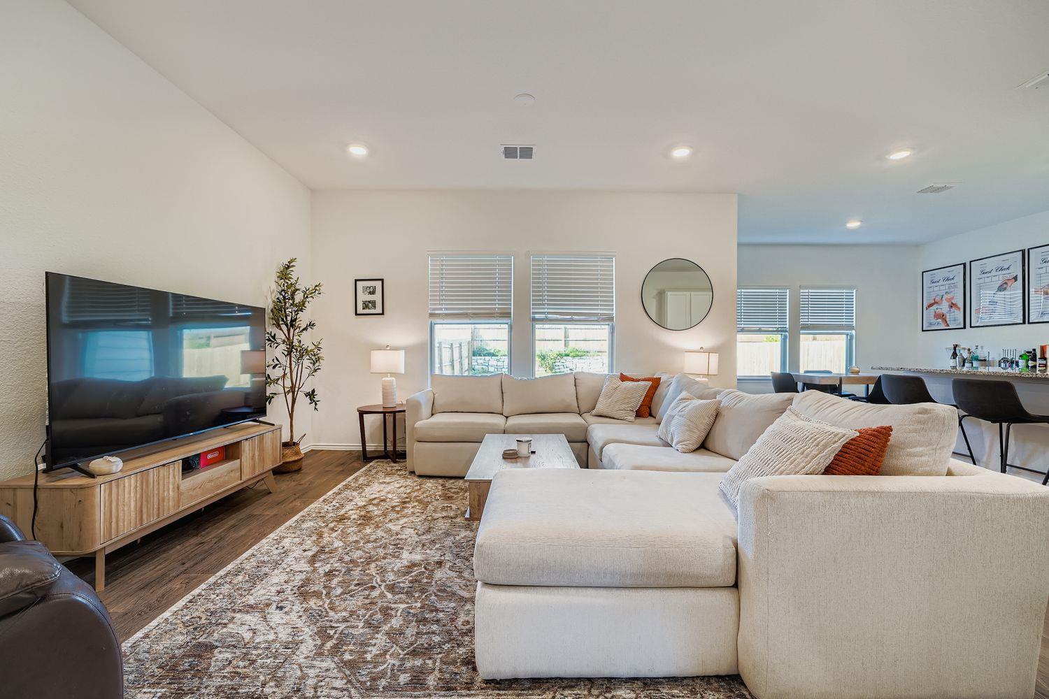 18421 Cremello Dr # B, Manor, TX 78653