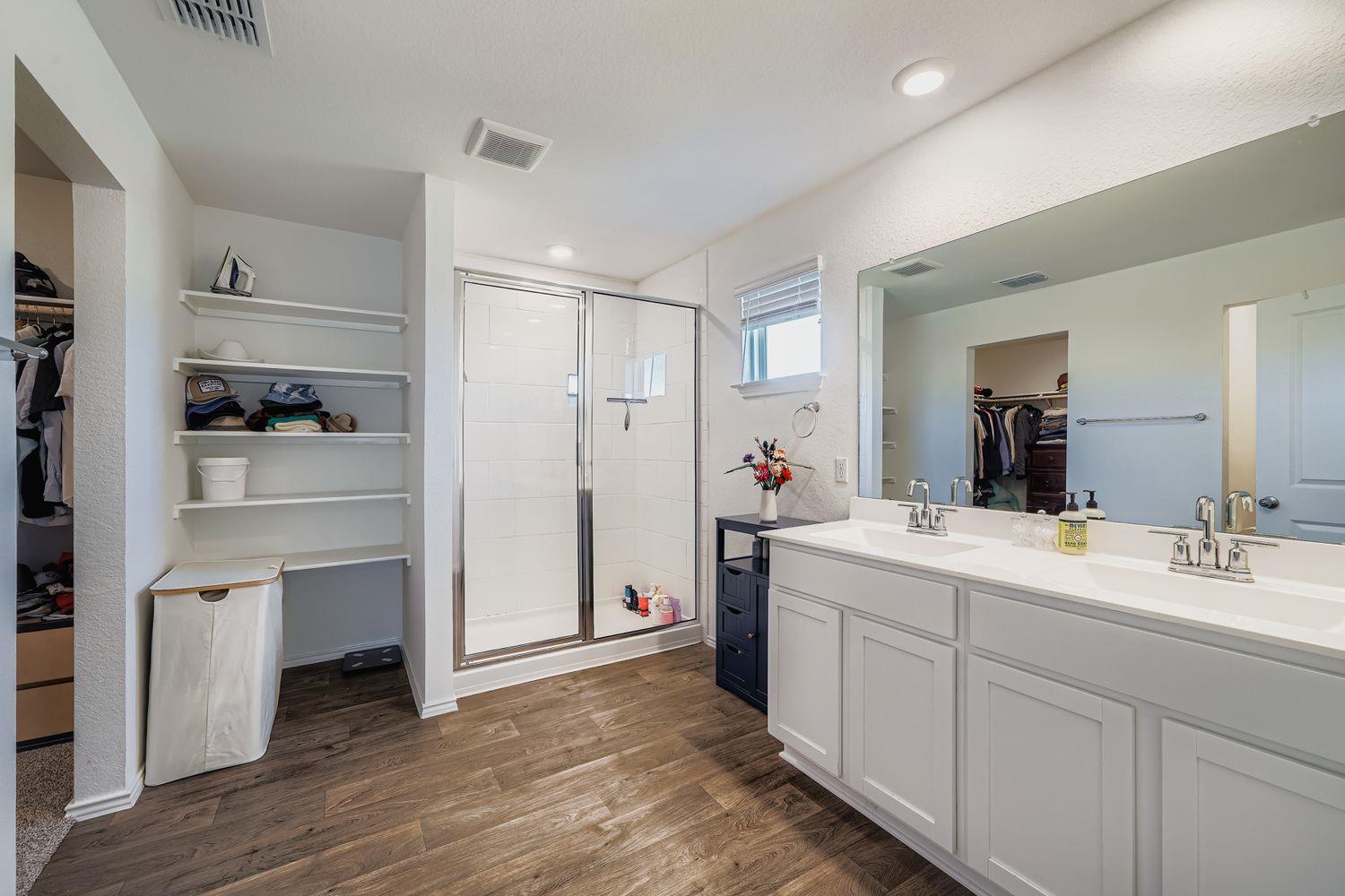 18421 Cremello Dr # B, Manor, TX 78653