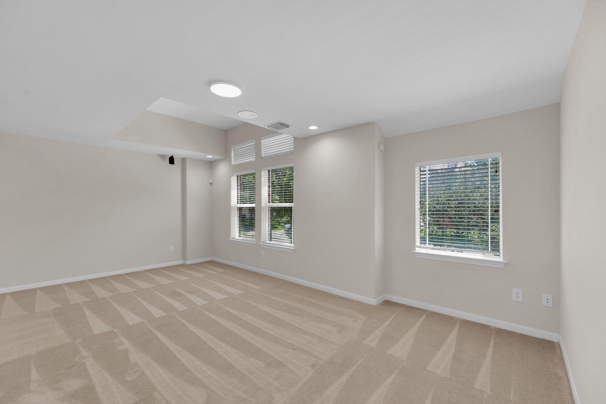 3929 Vallarta Ln, Round Rock, TX 78681