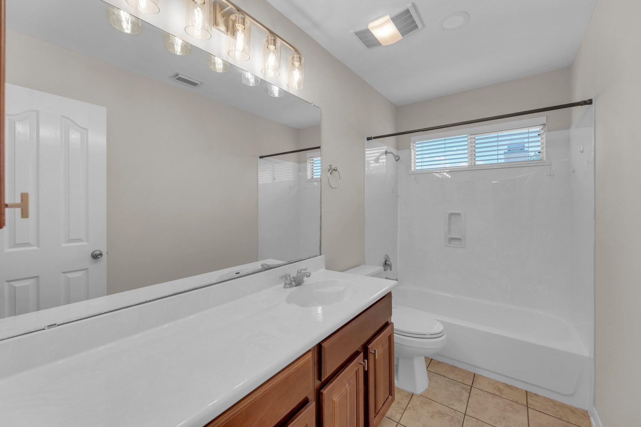 3929 Vallarta Ln, Round Rock, TX 78681