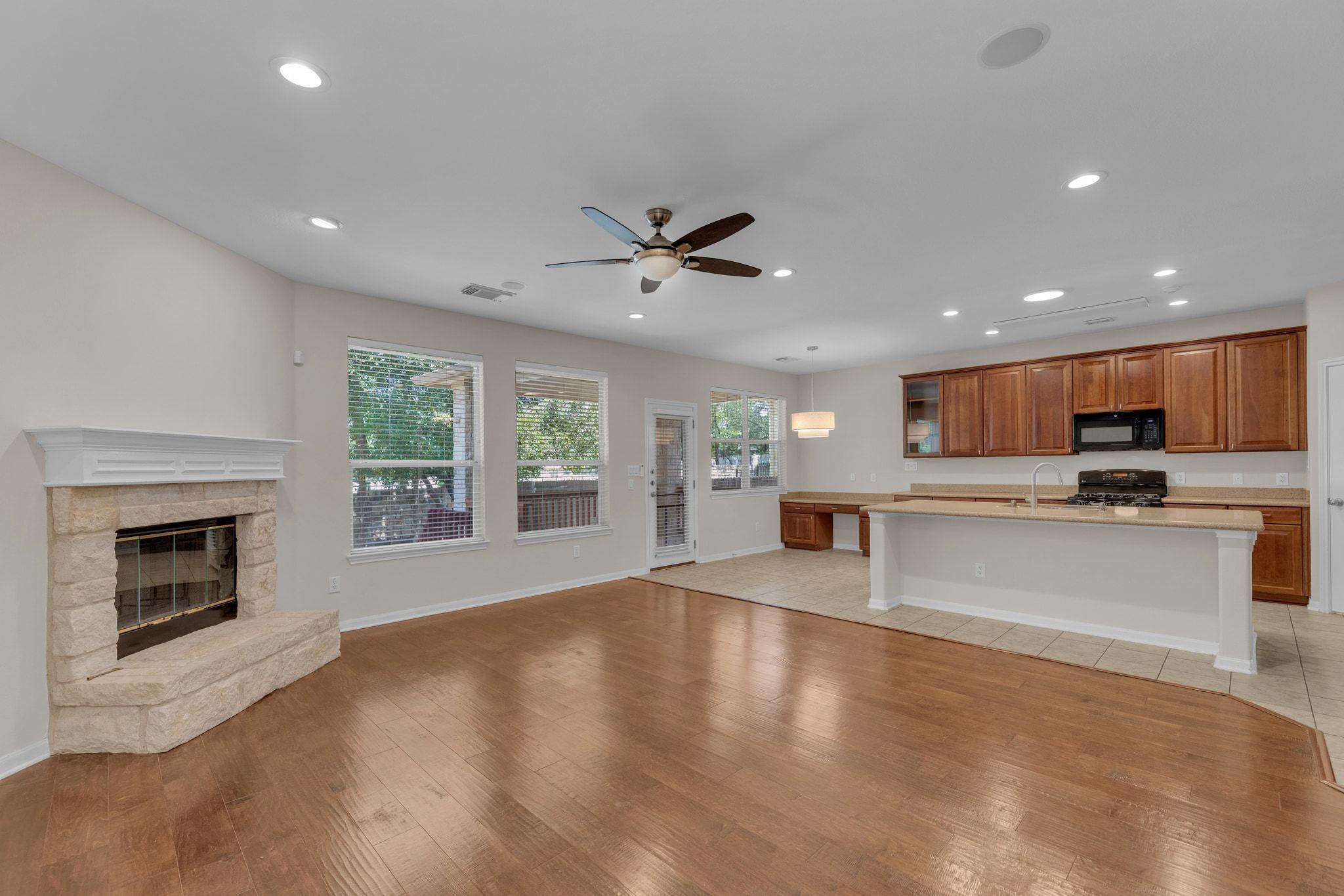 3929 Vallarta Ln, Round Rock, TX 78681