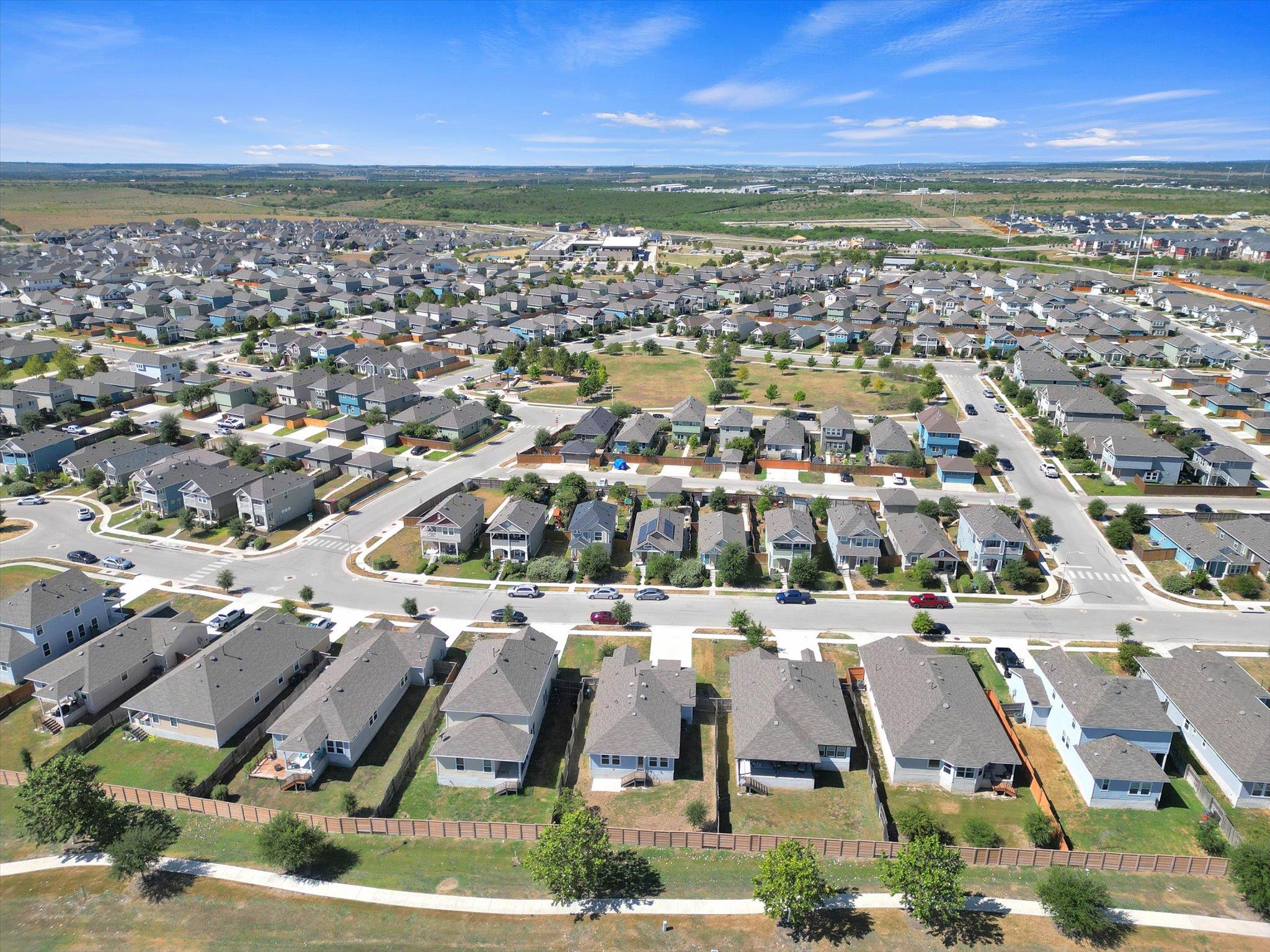 425 Spiny Lizard Ln, San Marcos, TX 78666