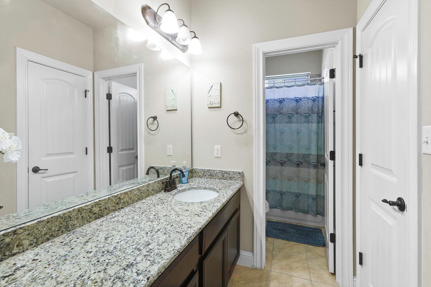 8700 Old Corral Cv, Austin, TX 78737