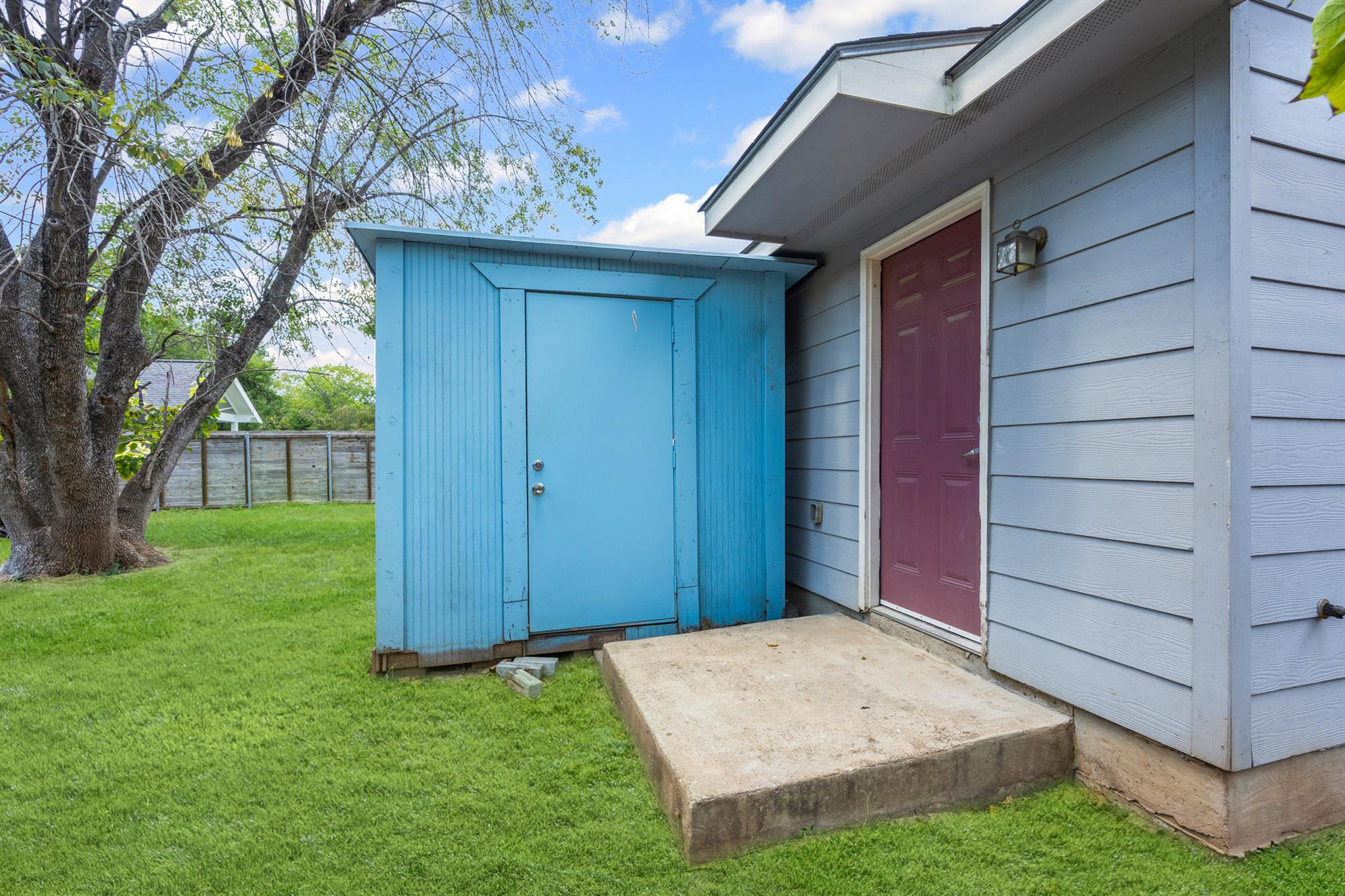 6109 Club Ter, Austin, TX 78741