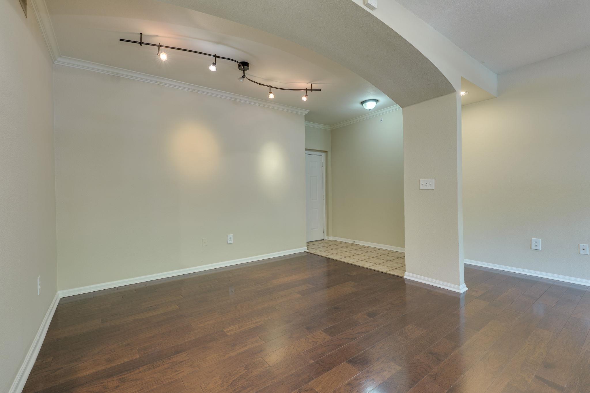 9525 N Capital Of Texas Highway # 414, Austin, TX 78759