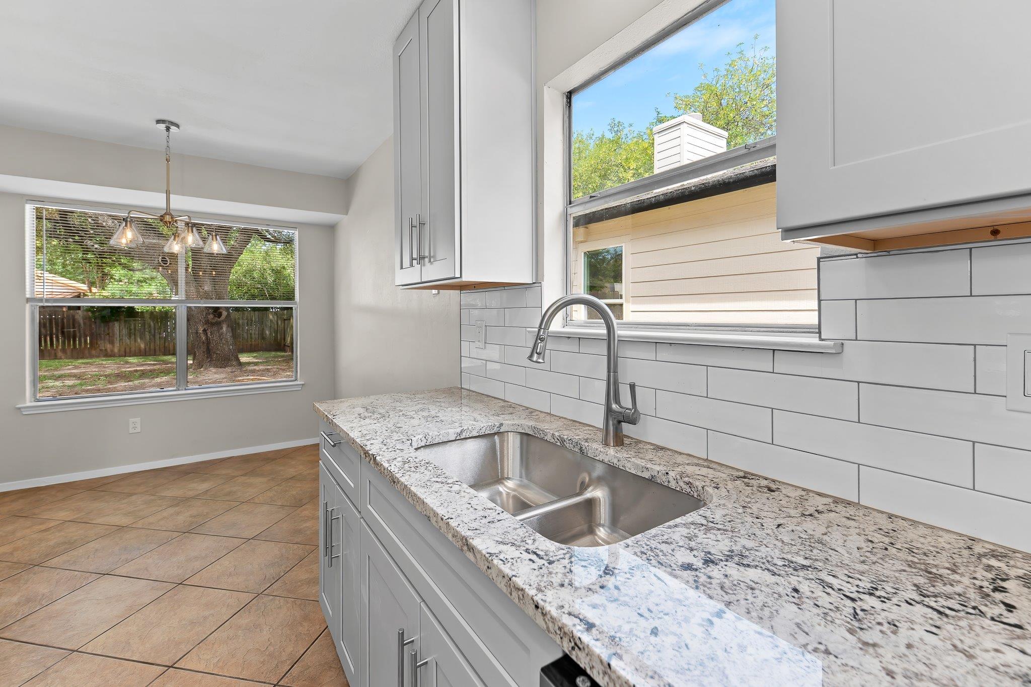 1816 Goodson Ln, Round Rock, TX 78664