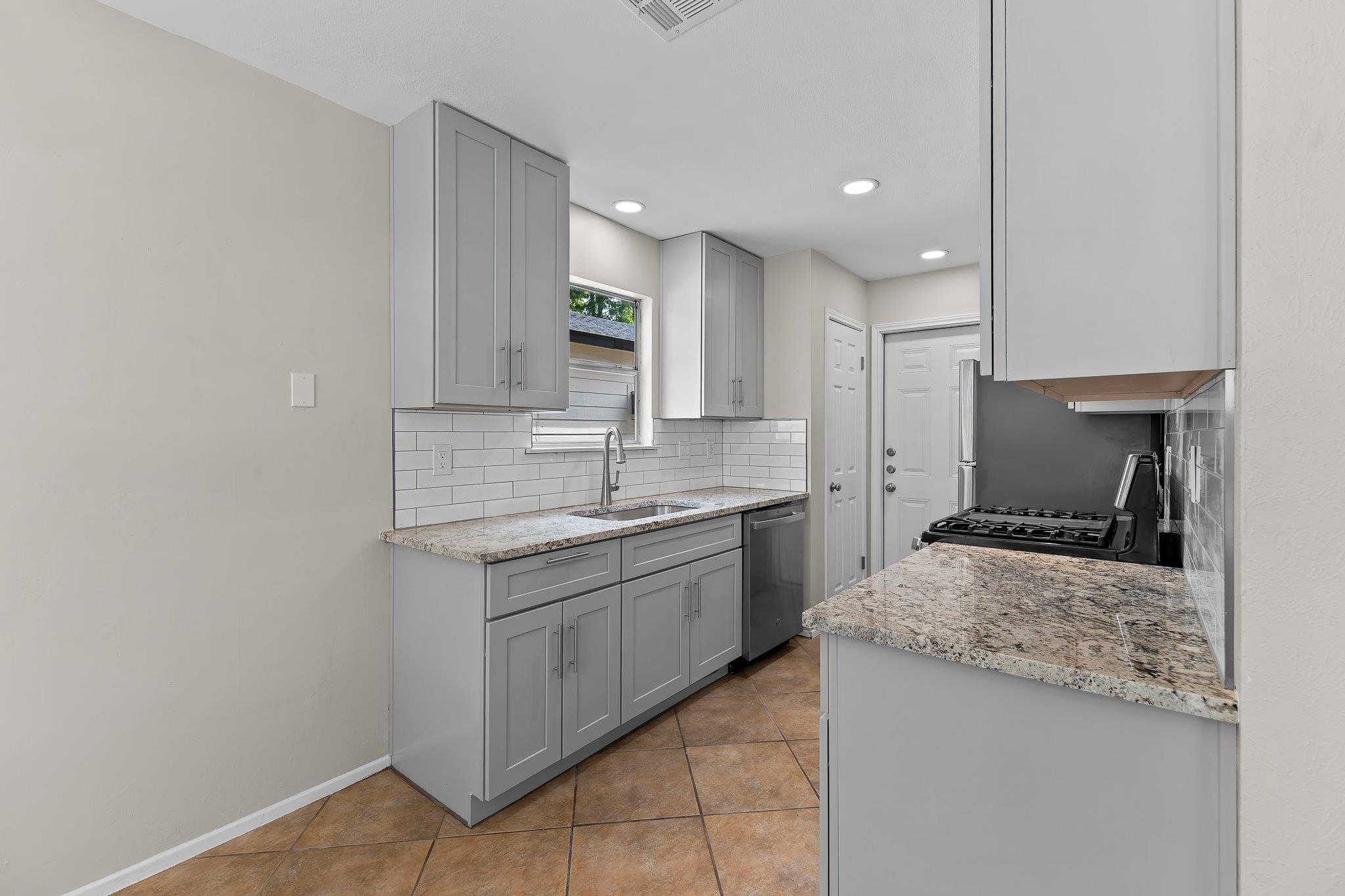 1816 Goodson Ln, Round Rock, TX 78664