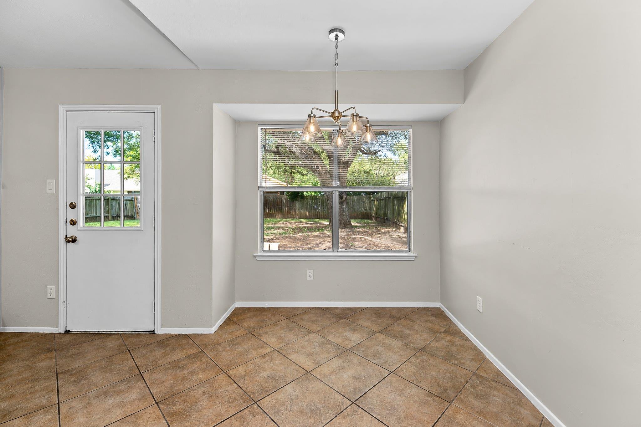 1816 Goodson Ln, Round Rock, TX 78664