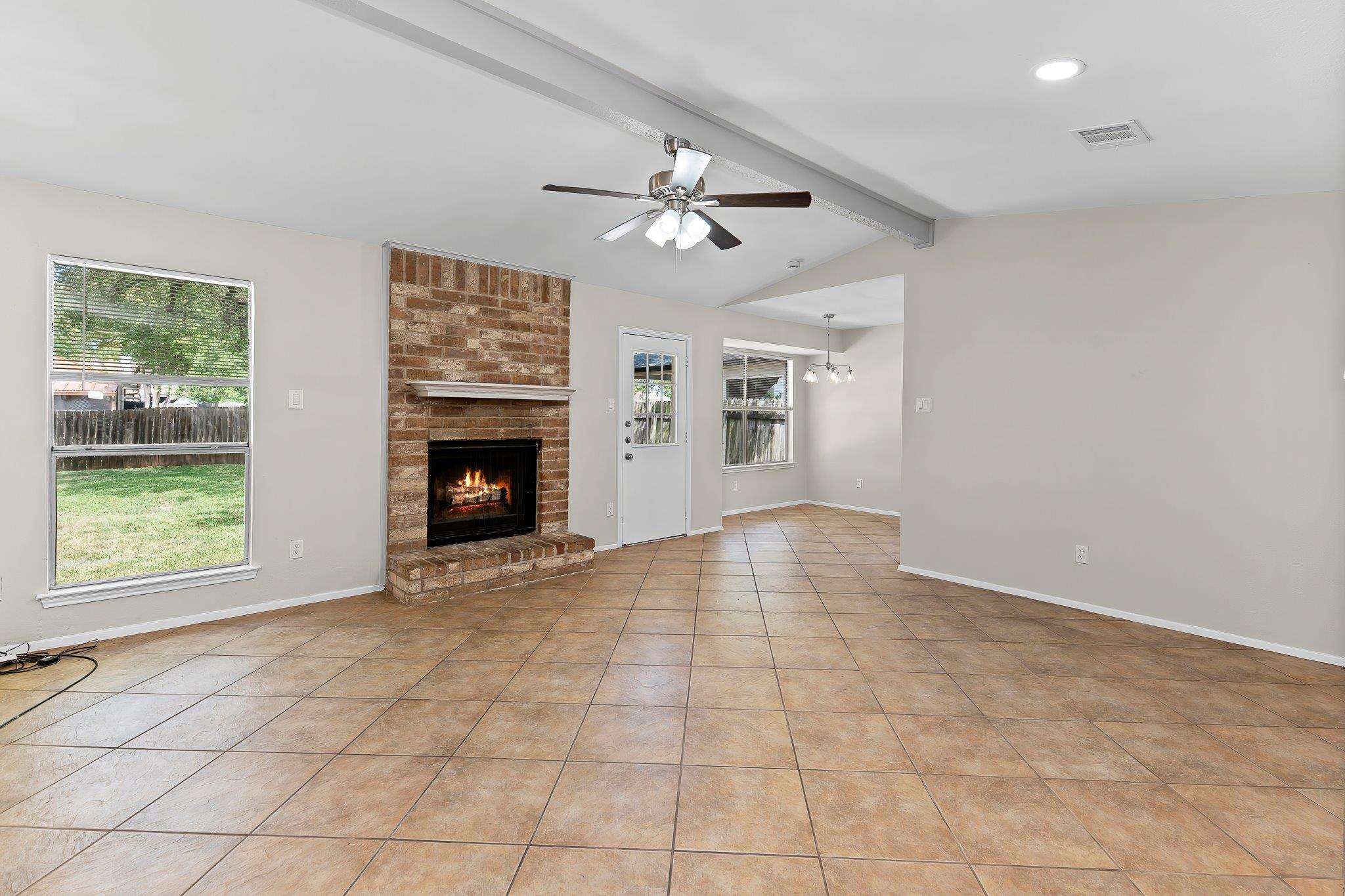 1816 Goodson Ln, Round Rock, TX 78664