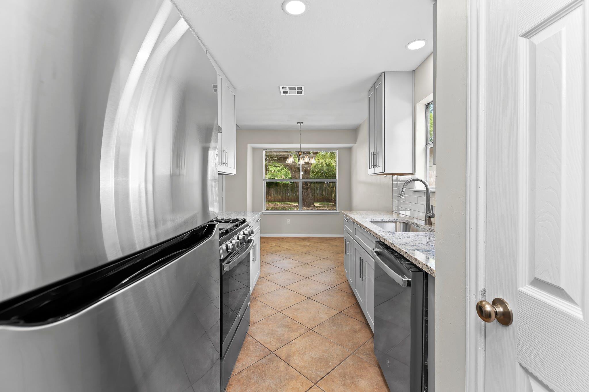 1816 Goodson Ln, Round Rock, TX 78664