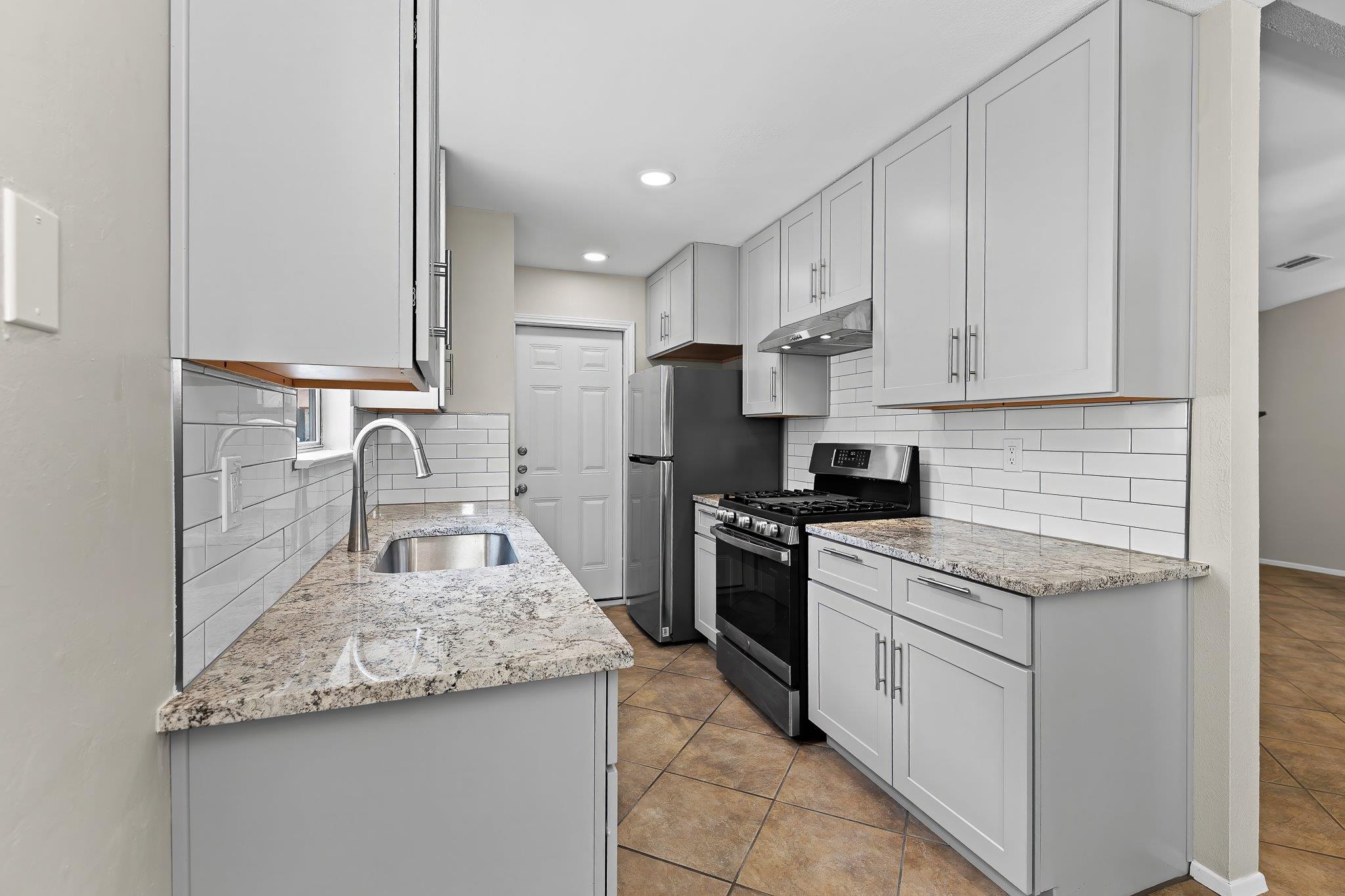 1816 Goodson Ln, Round Rock, TX 78664