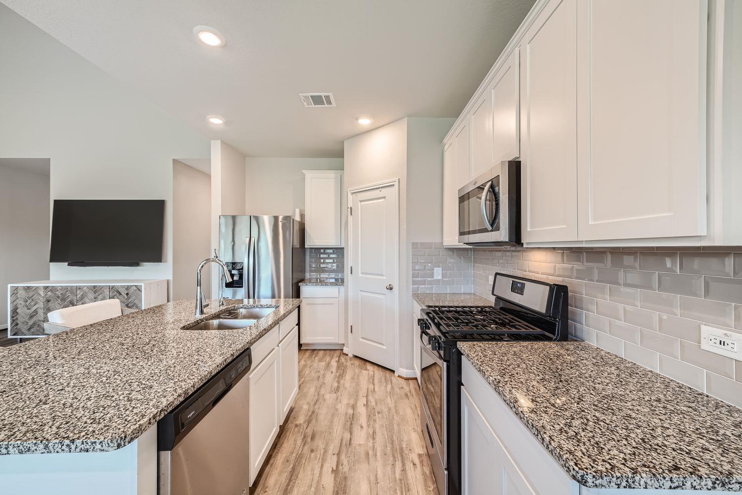 434 Windy Reed Rd, Hutto, TX 78634