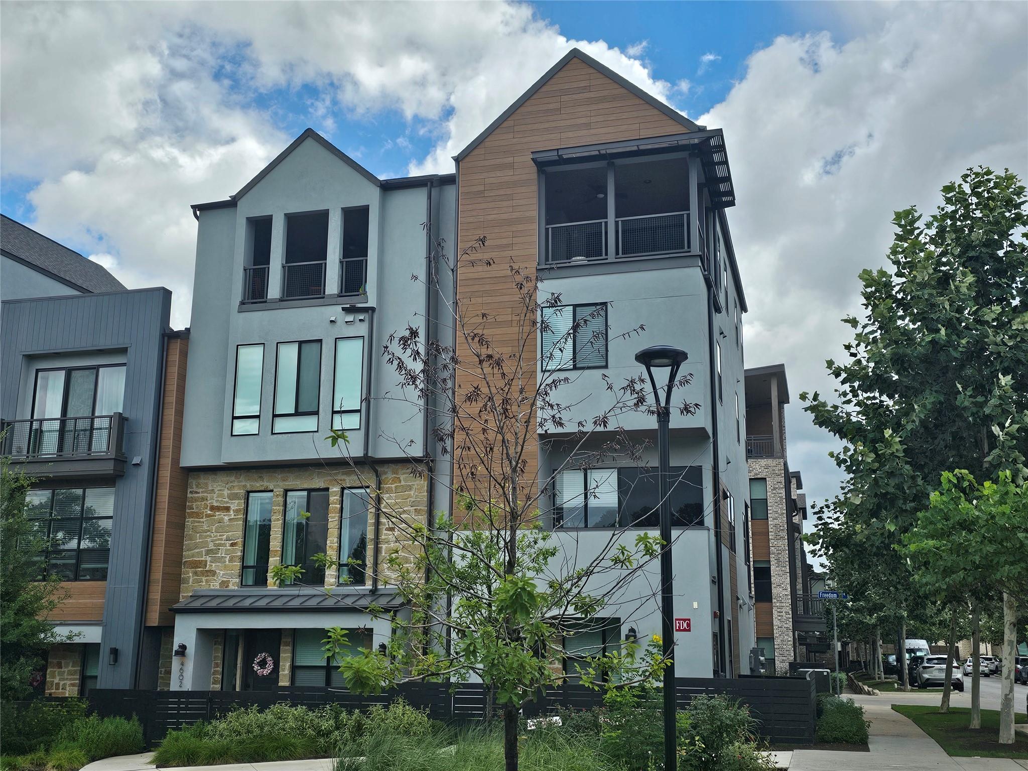 4600 Freedom Dr, Austin, TX 78731