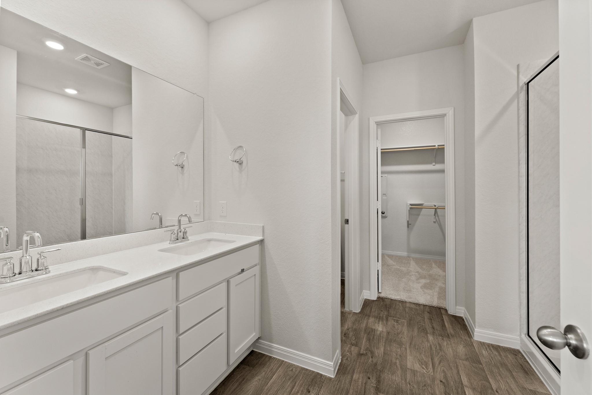 411 Town Lake Bnd, Kyle, TX 78640