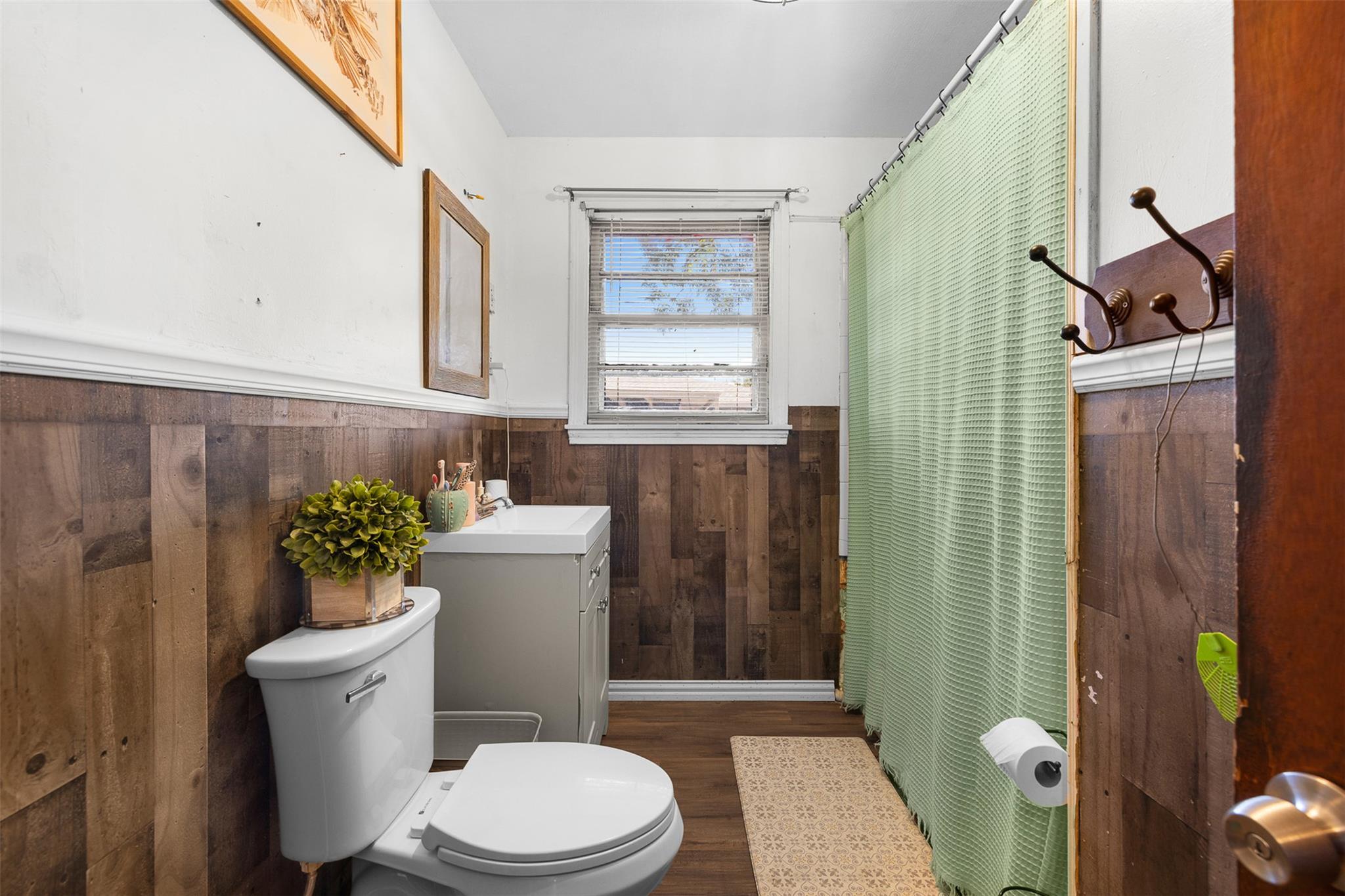 312 S Wilson Ave, Giddings, TX 78942