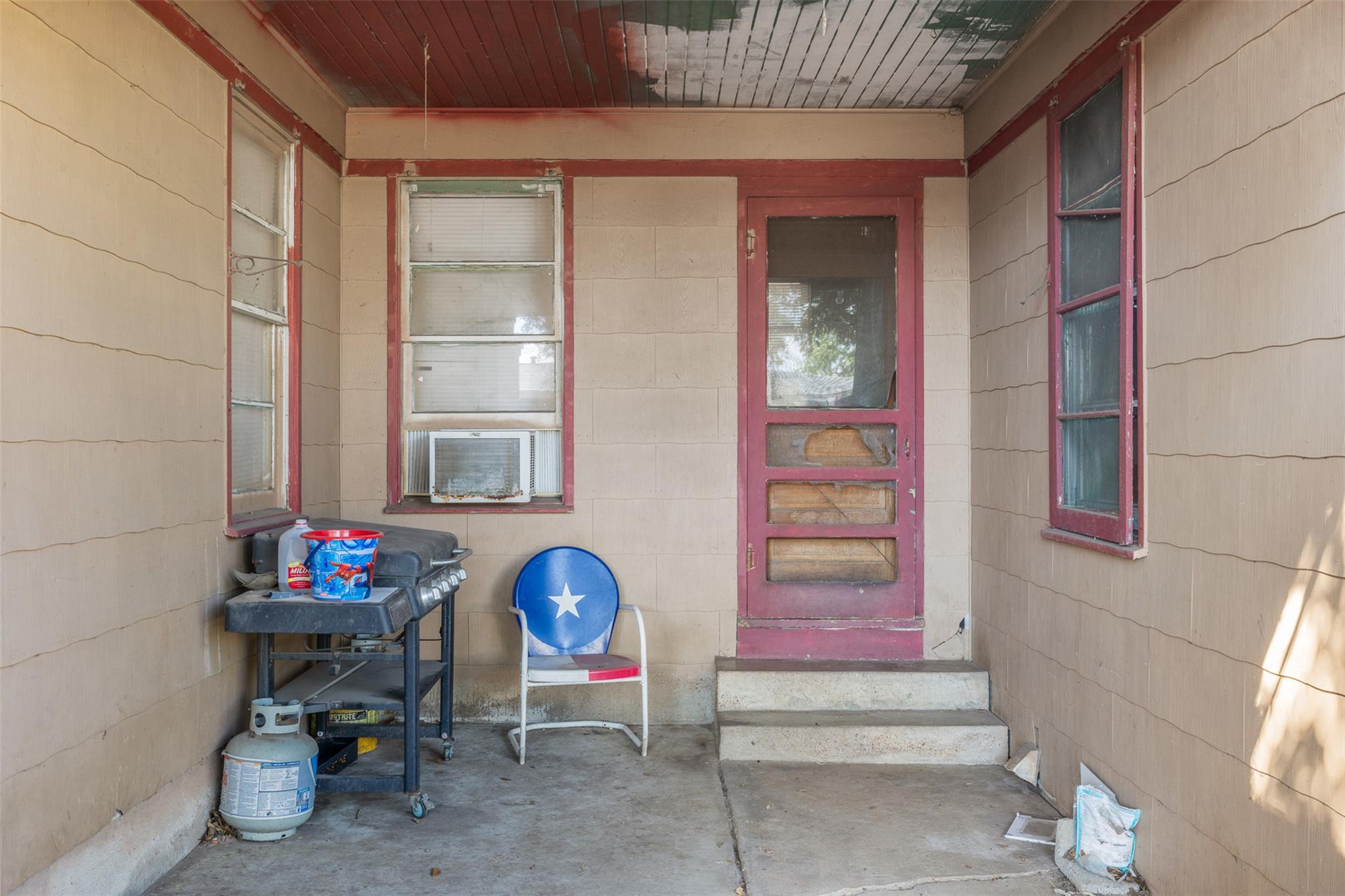 312 S Wilson Ave, Giddings, TX 78942