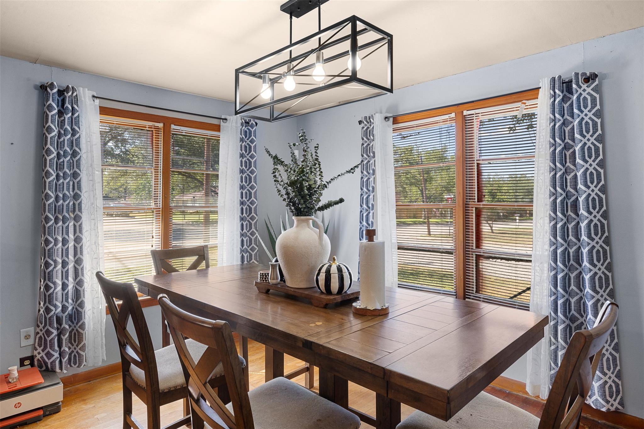 312 S Wilson Ave, Giddings, TX 78942