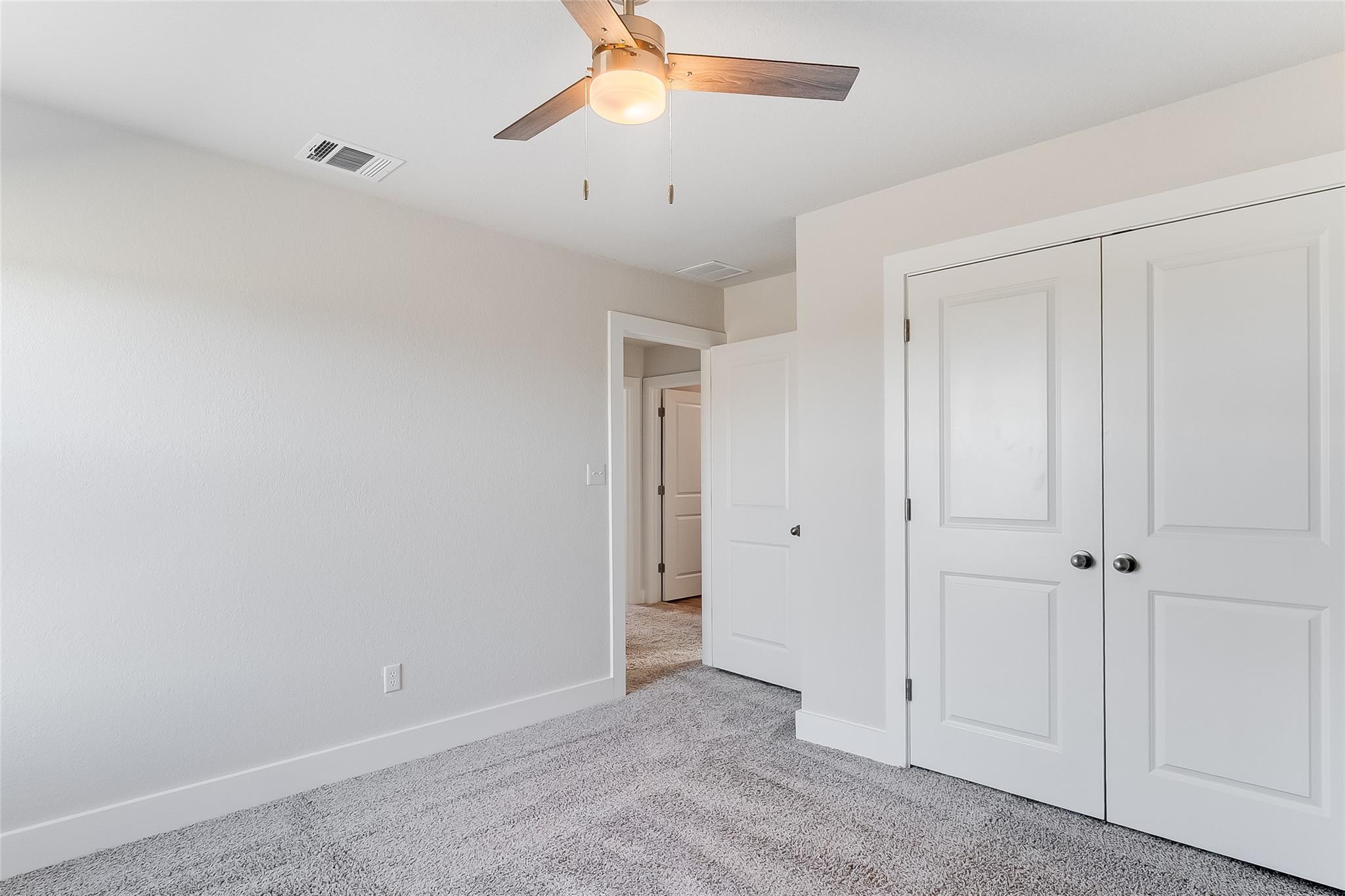 525 Longmount Cv, Liberty Hill, TX 78642