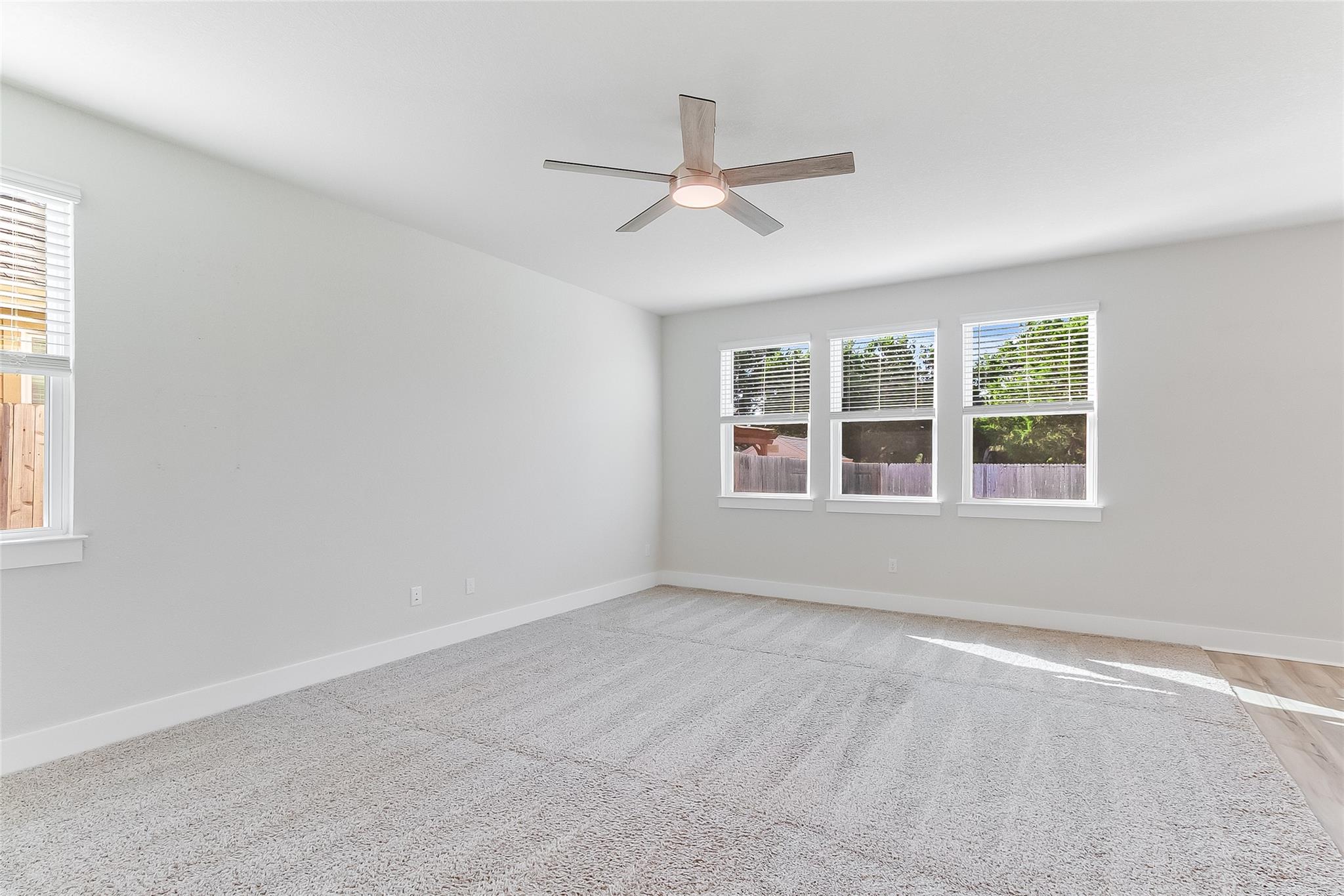 525 Longmount Cv, Liberty Hill, TX 78642