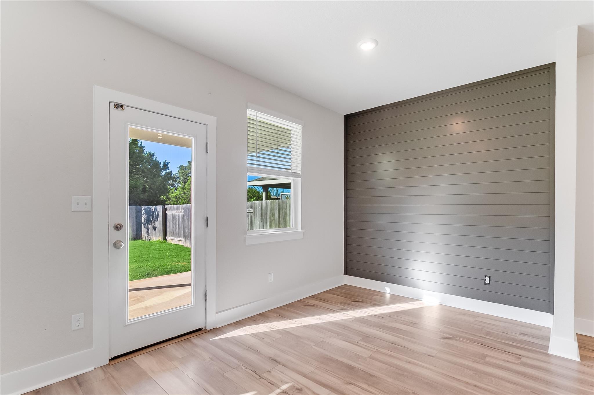 525 Longmount Cv, Liberty Hill, TX 78642