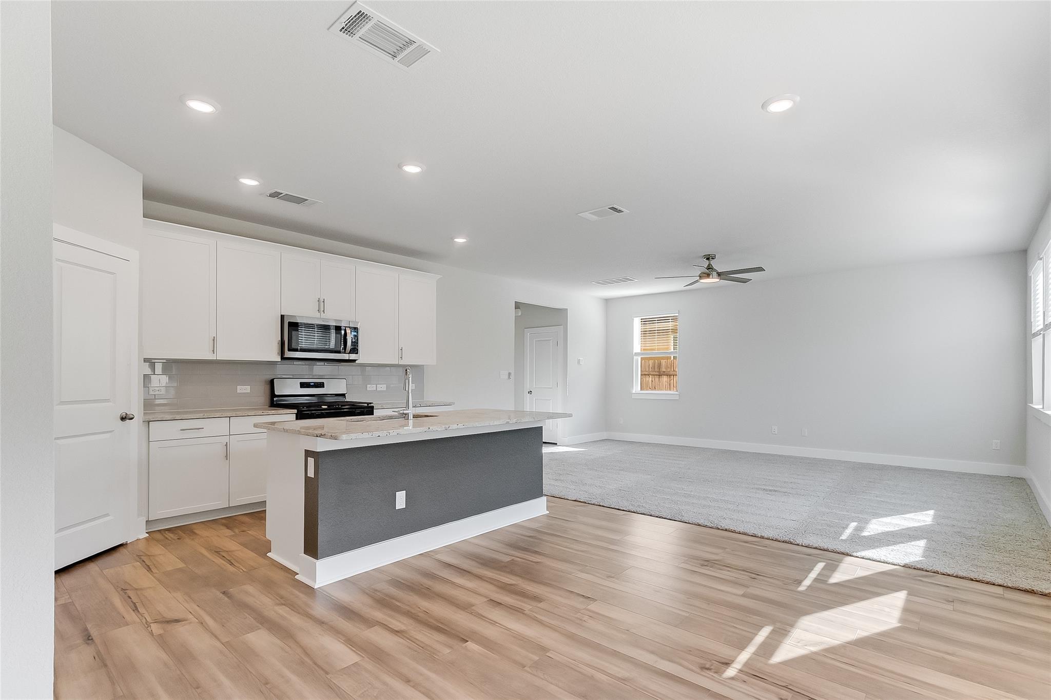 525 Longmount Cv, Liberty Hill, TX 78642