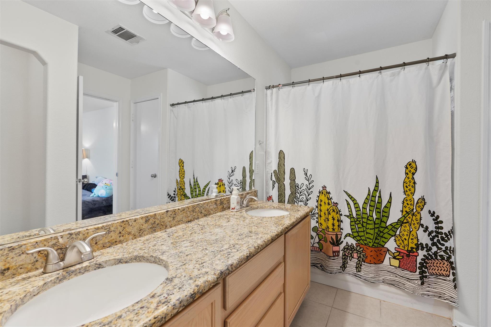 6005 La Mesa St, Lago Vista, TX 78645