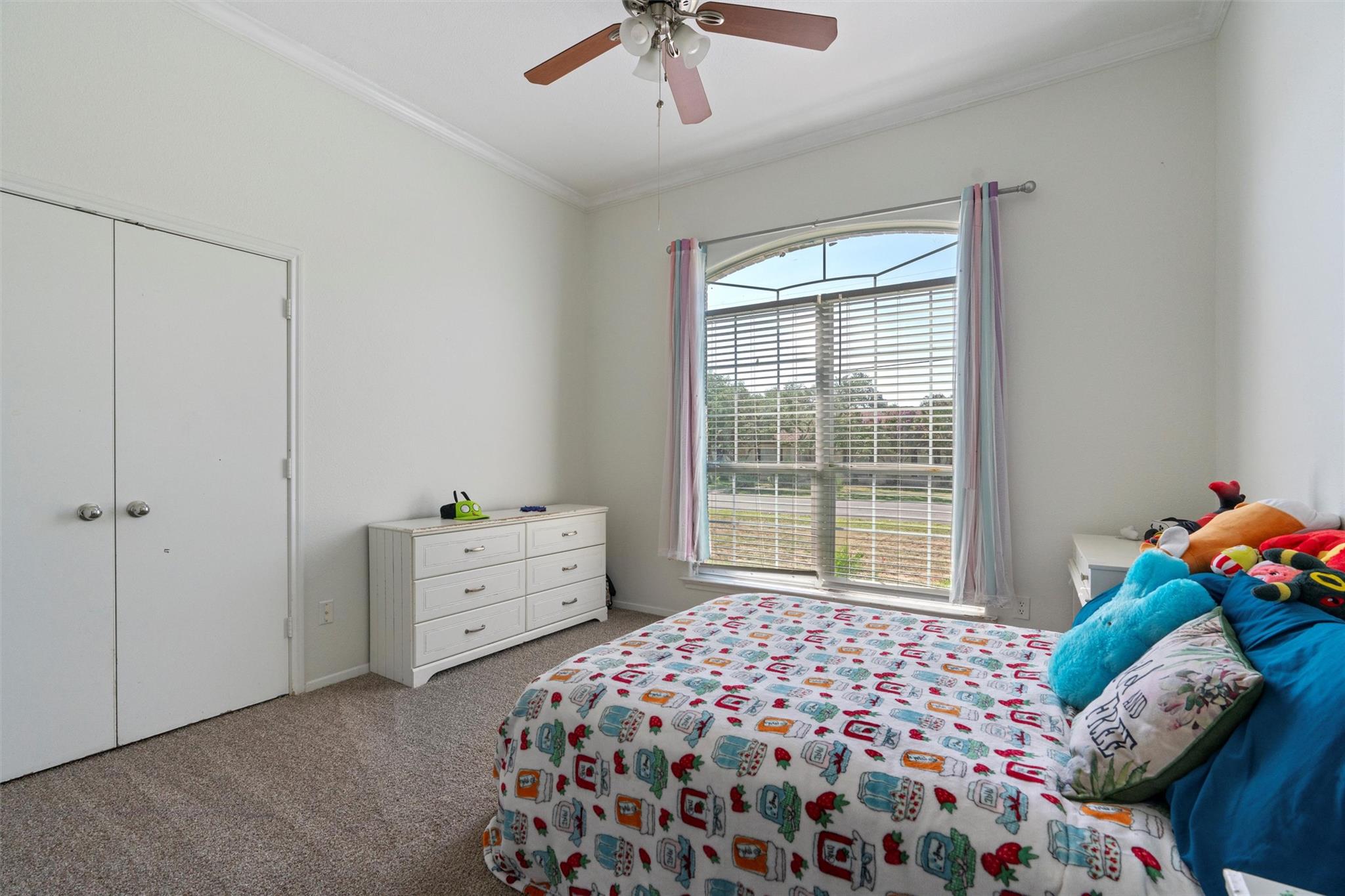 6005 La Mesa St, Lago Vista, TX 78645