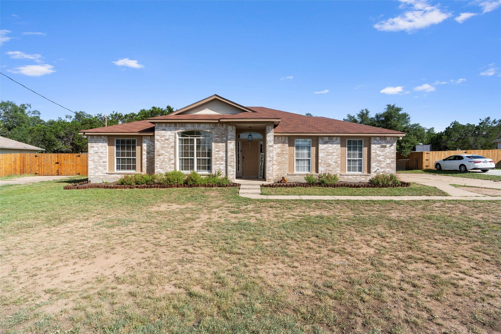6005 La Mesa St, Lago Vista, TX 78645