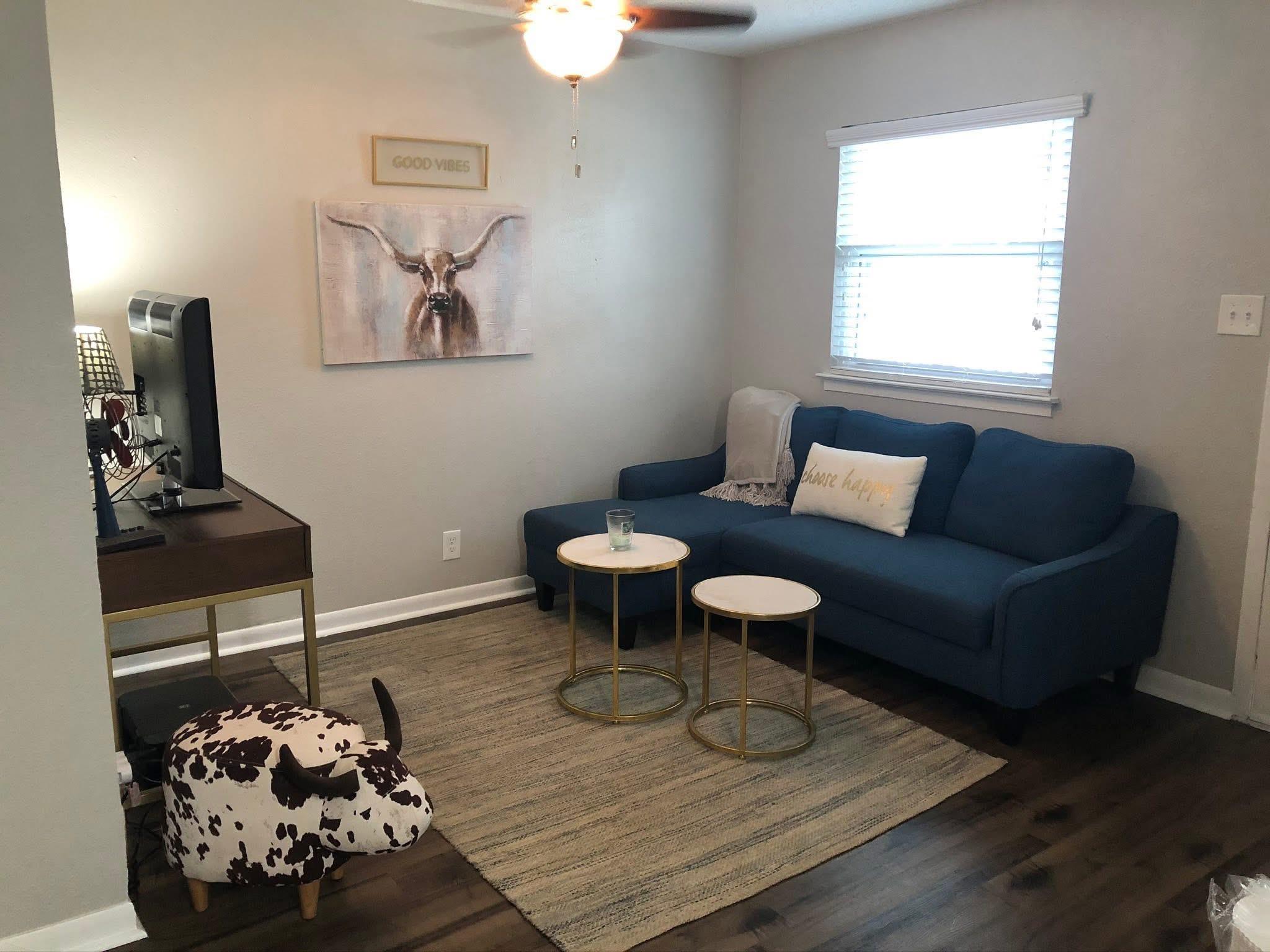 2401 Manor Rd # 117, Austin, TX 78722