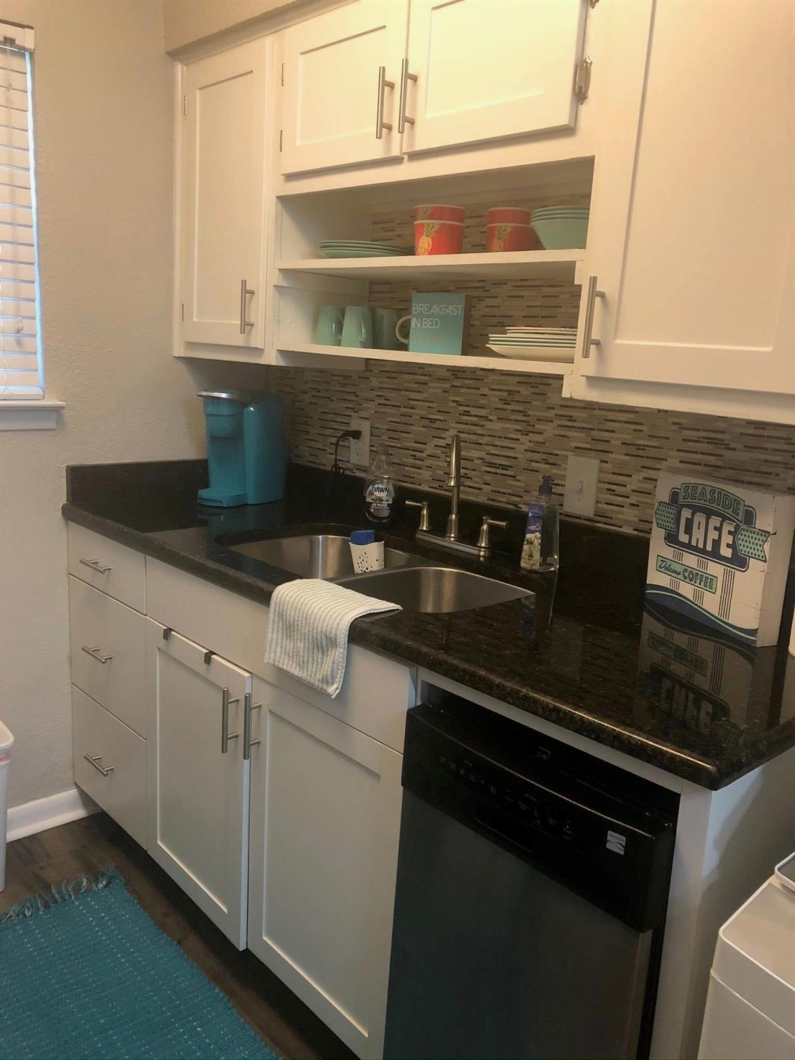 2401 Manor Rd # 117, Austin, TX 78722