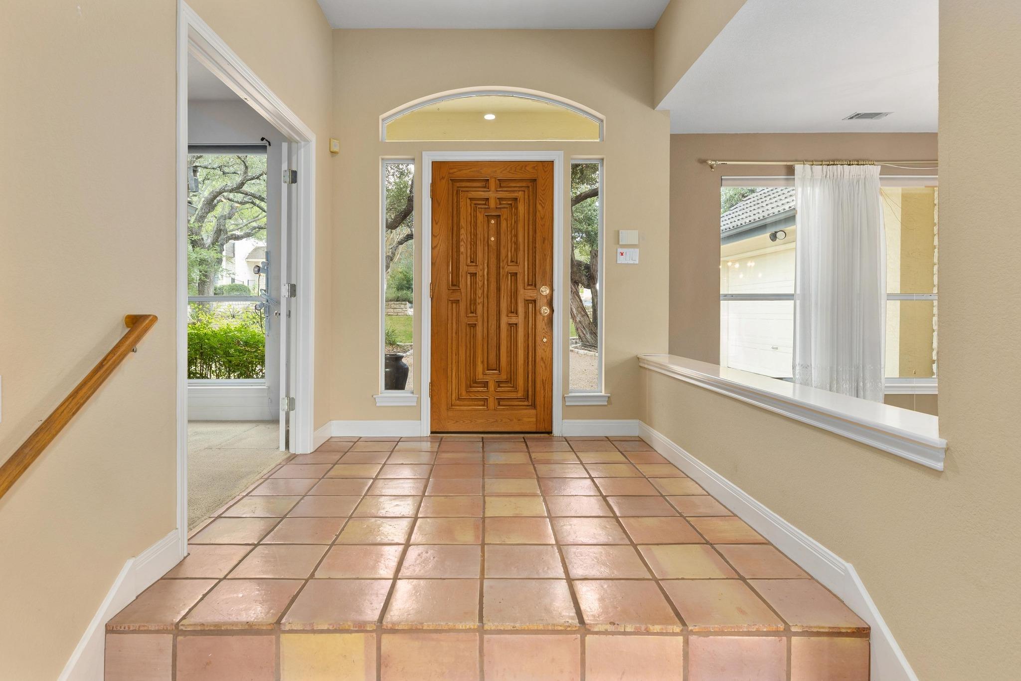 50 Tiburon Dr, Austin, TX 78738