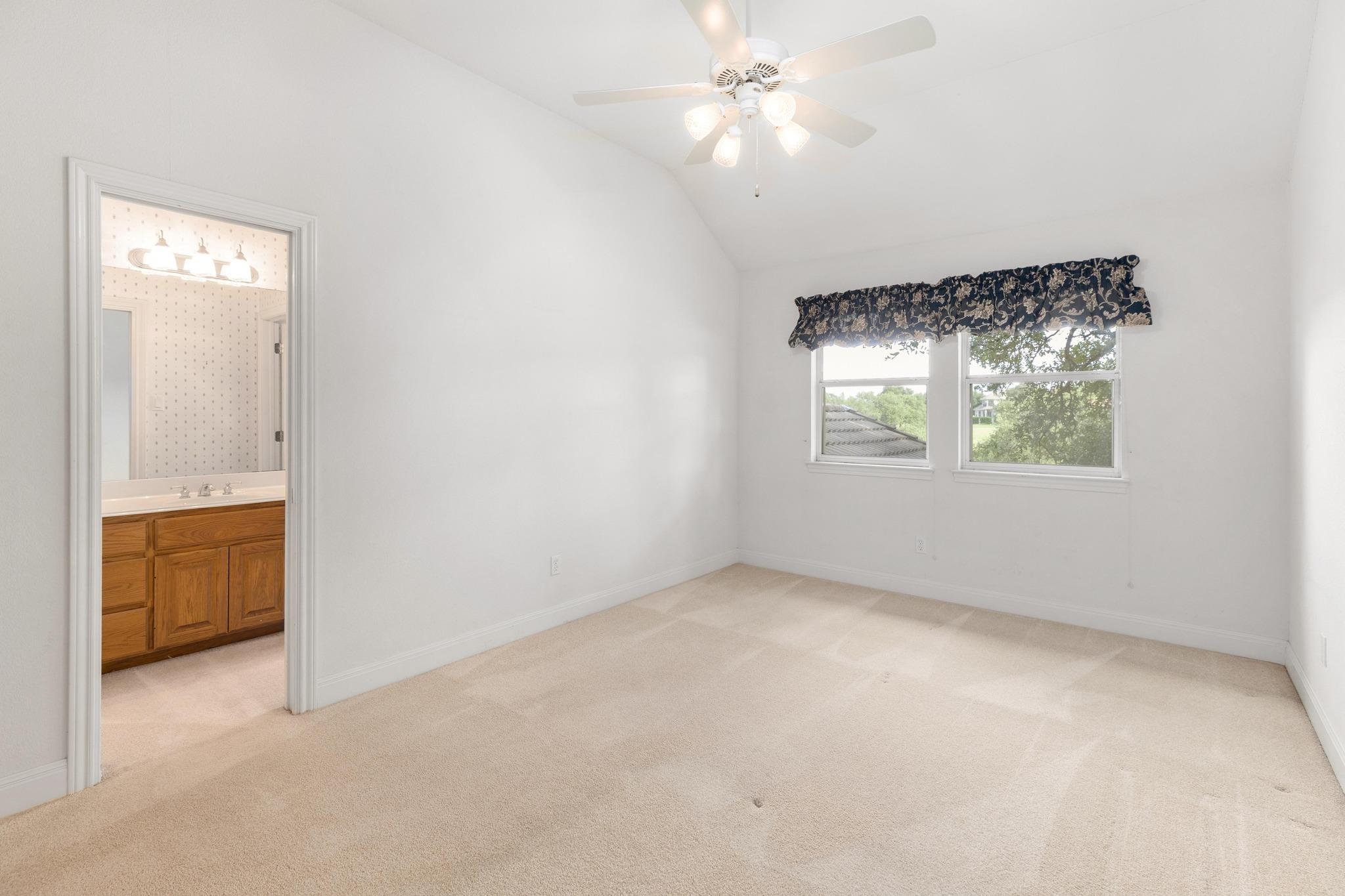 50 Tiburon Dr, Austin, TX 78738