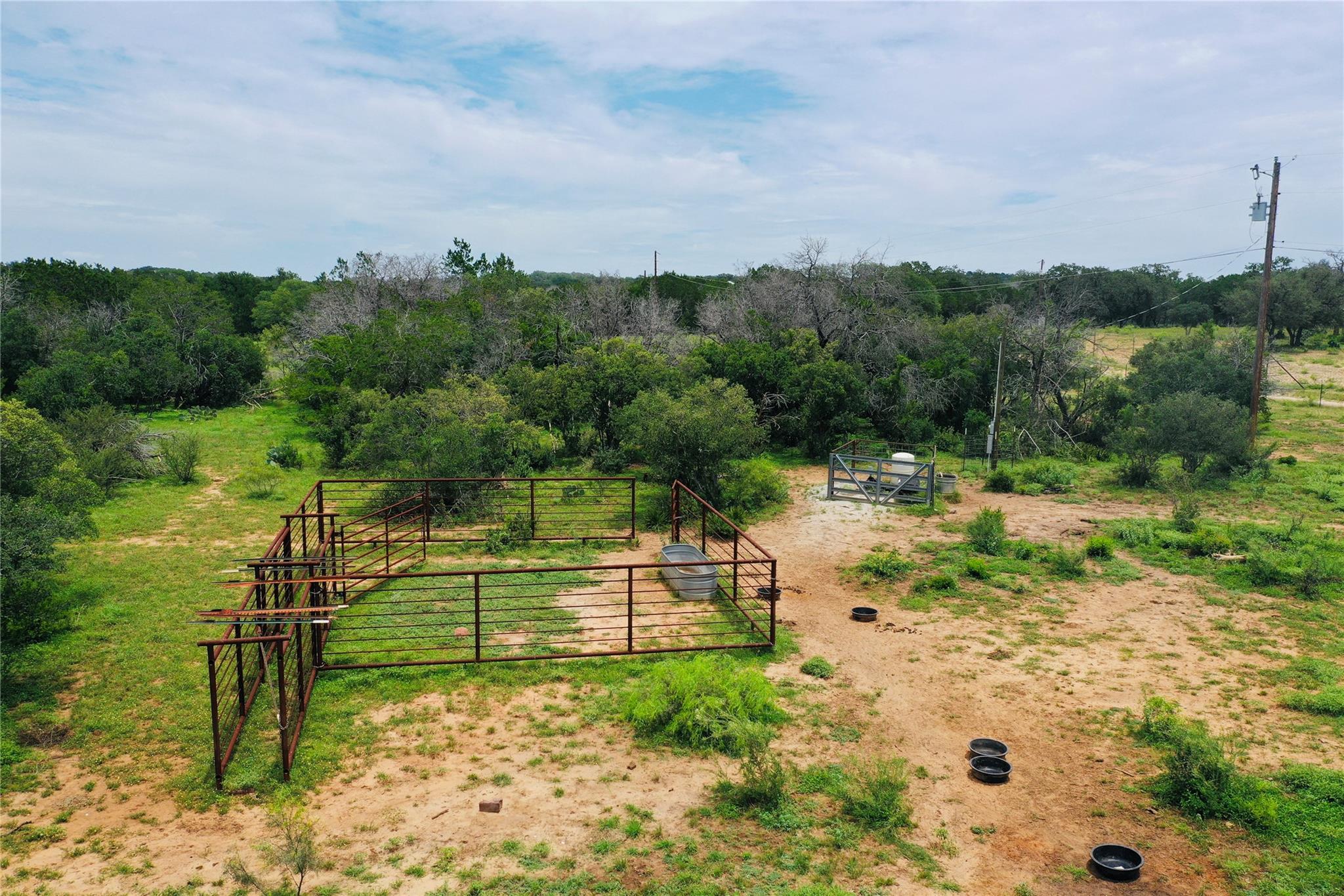 23601 Old Ferry Rd # 1, Spicewood, TX 78669