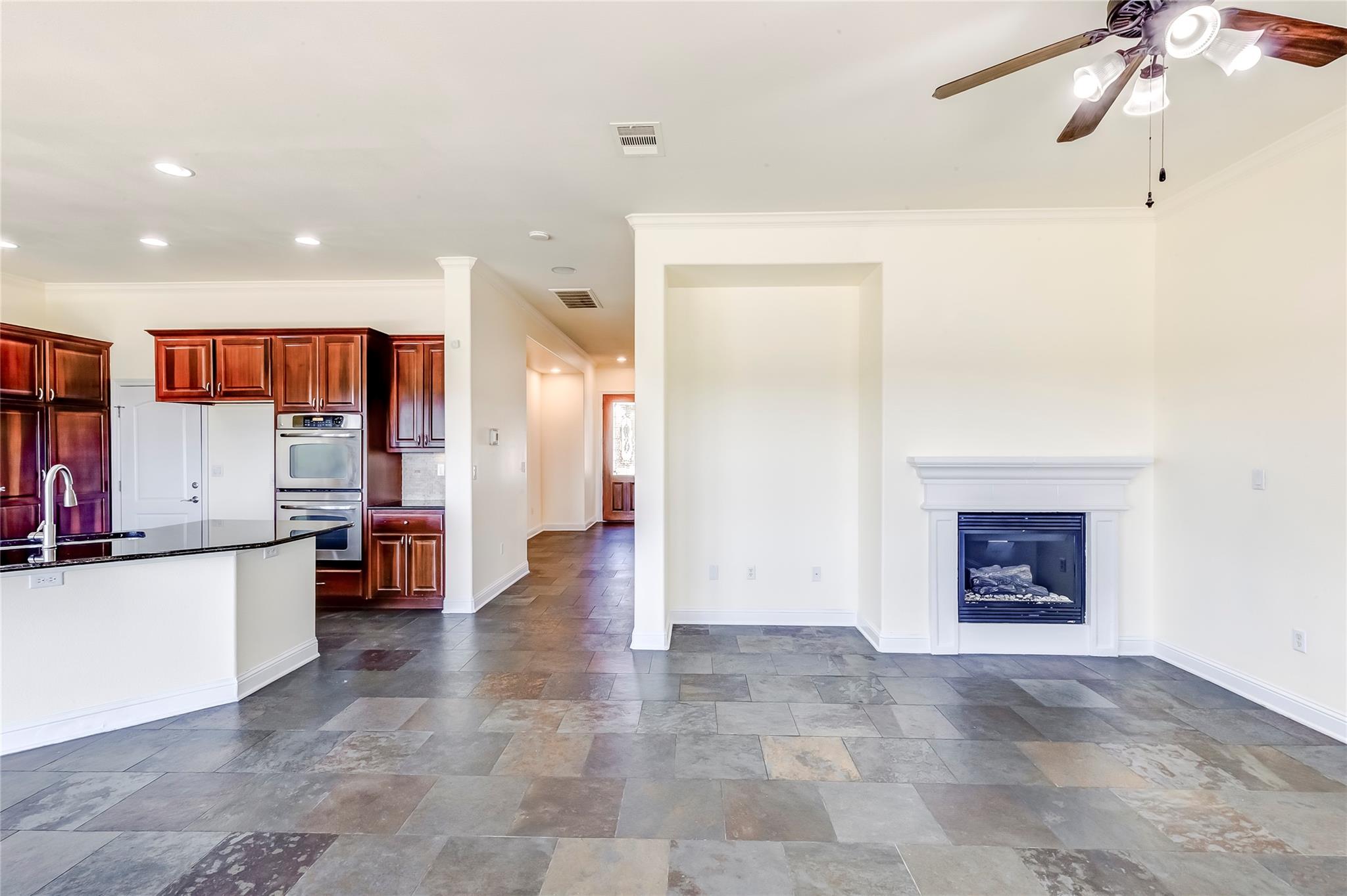 7313 Lookout Bluff Ter # D-4, Austin, TX 78735