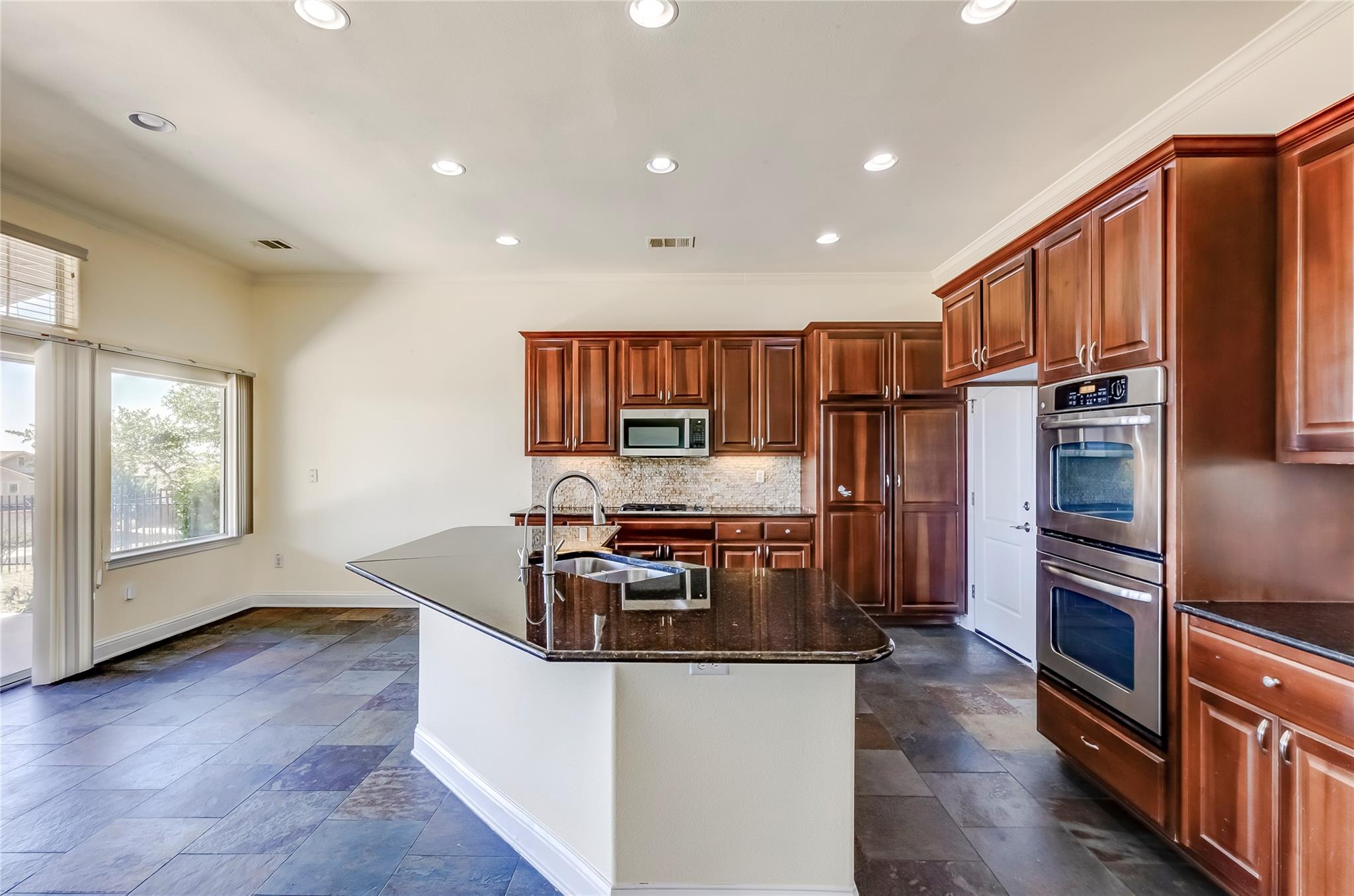 7313 Lookout Bluff Ter # D-4, Austin, TX 78735