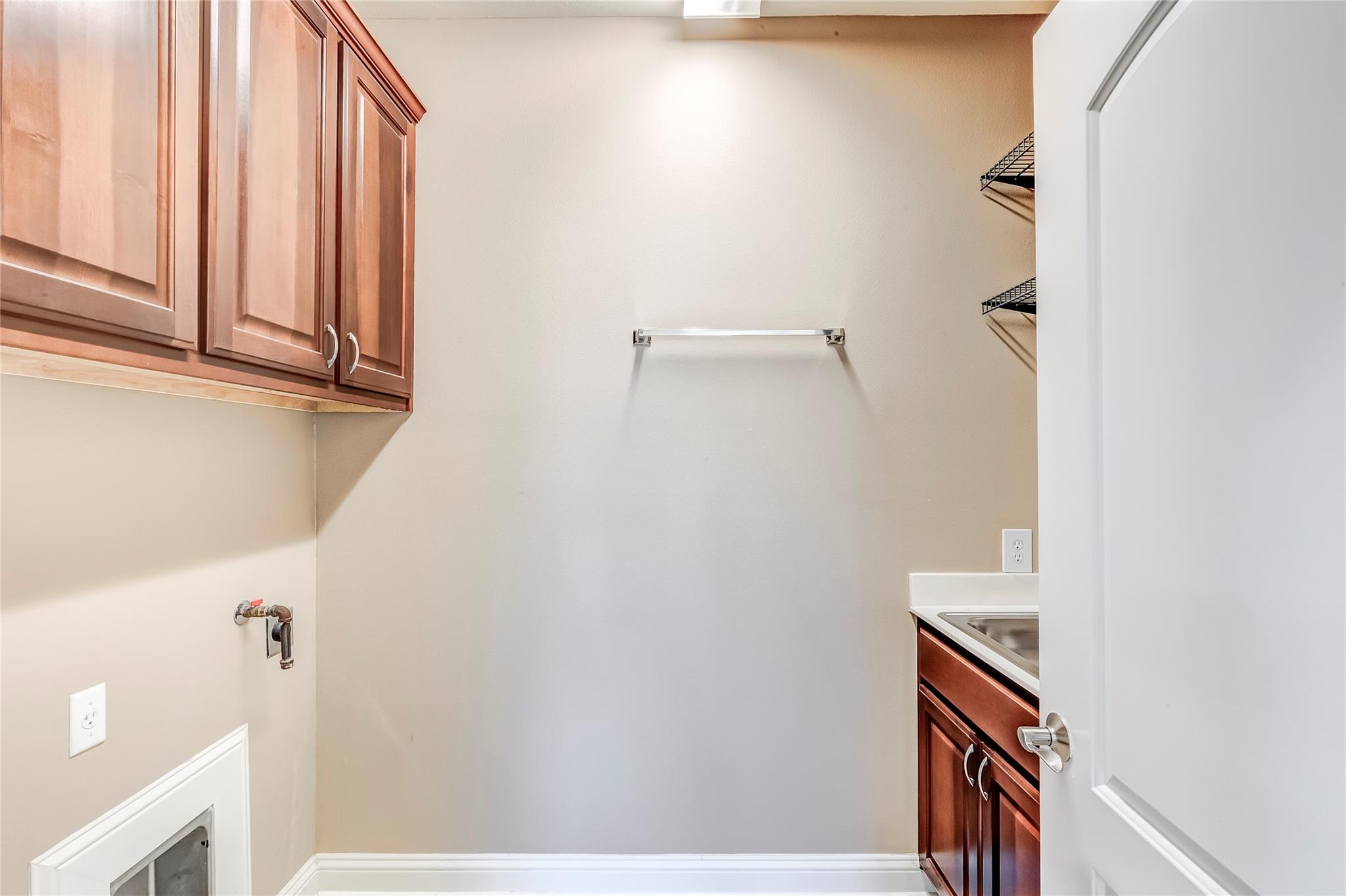 7313 Lookout Bluff Ter # D-4, Austin, TX 78735