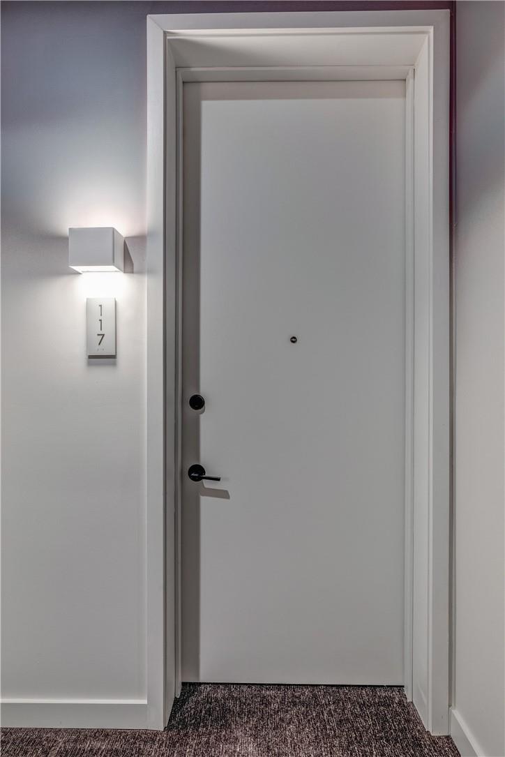 800 Embassy Dr # 117, Austin, TX 78702