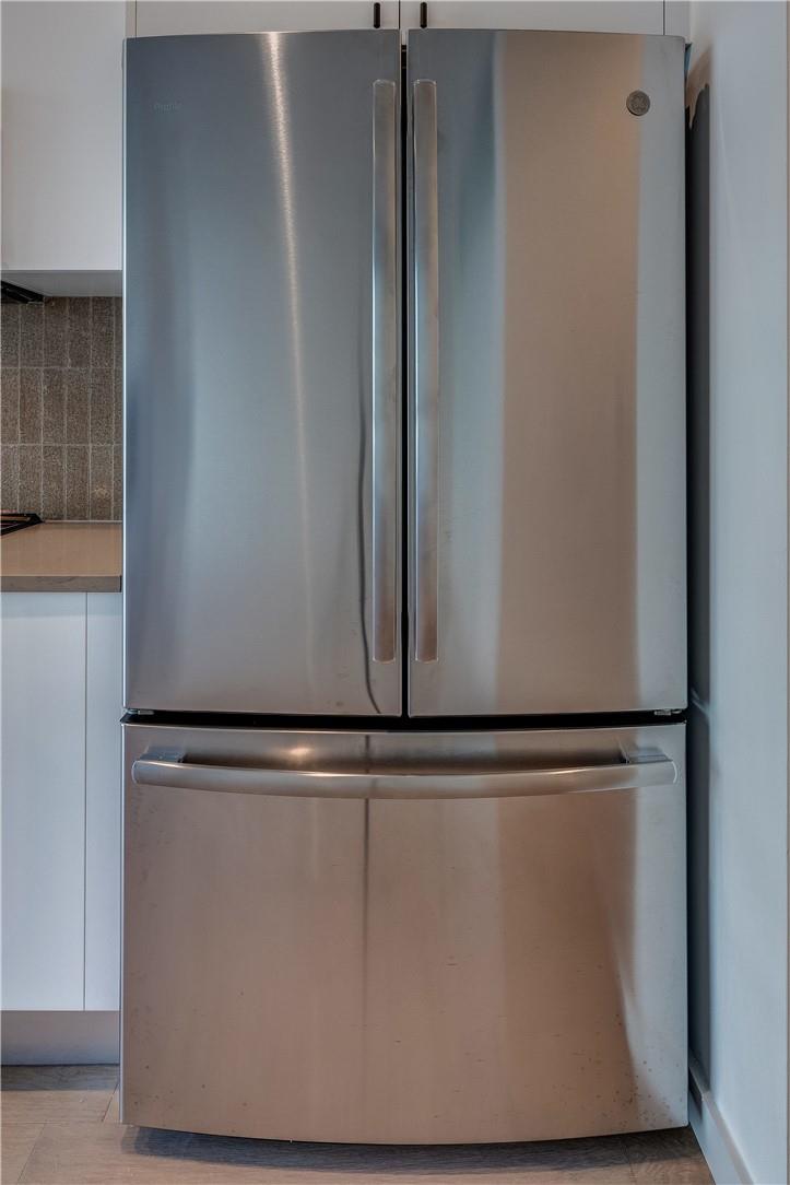 800 Embassy Dr # 117, Austin, TX 78702