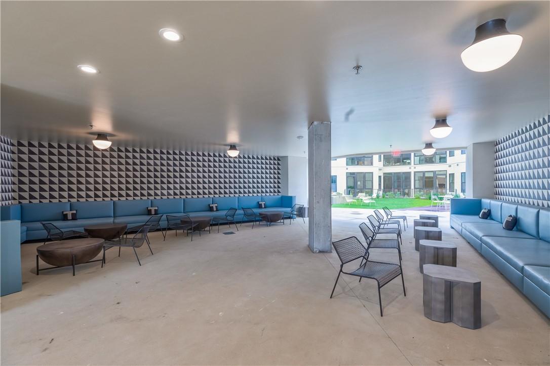 800 Embassy Dr # 117, Austin, TX 78702