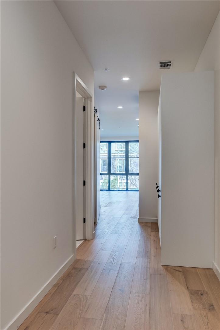 800 Embassy Dr # 117, Austin, TX 78702