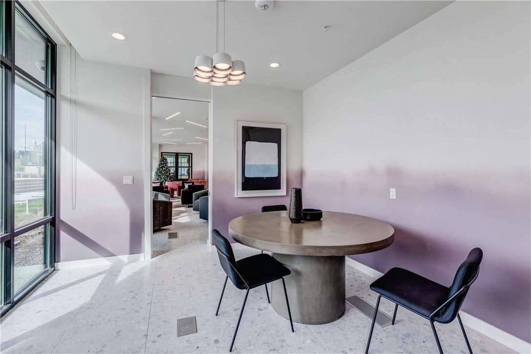 800 Embassy Dr # 117, Austin, TX 78702