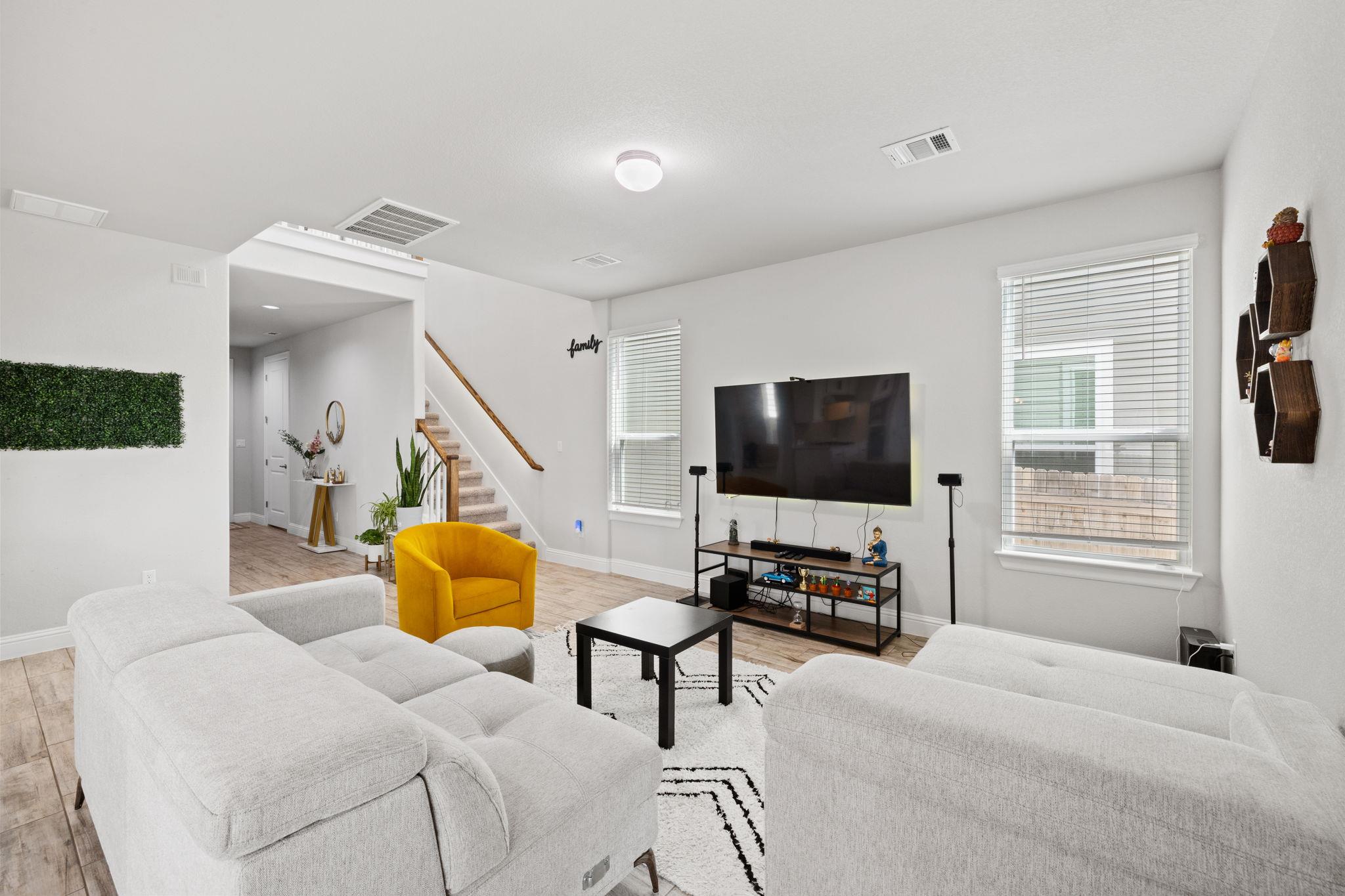 129 Stone Canyon Dr, Georgetown, TX 78628