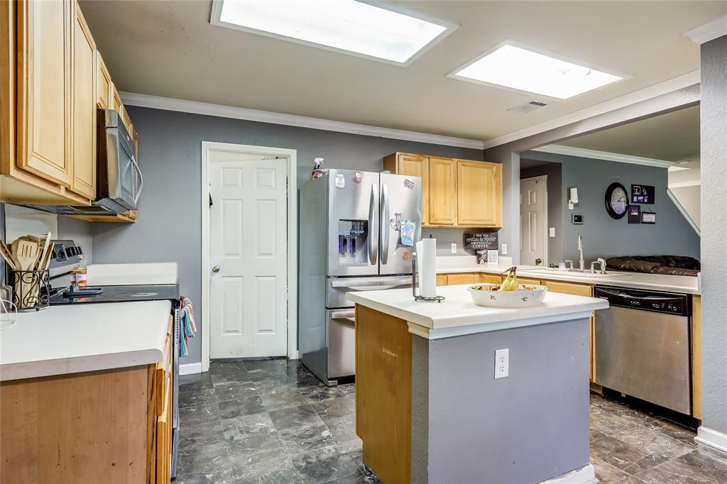 2718 Georgian Dr, Georgetown, TX 78626