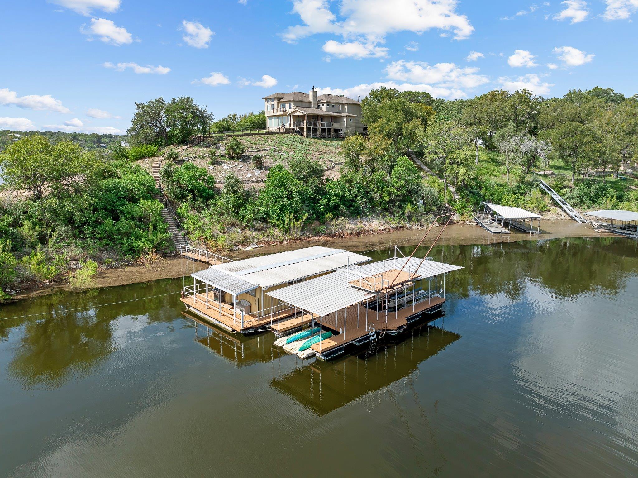 25300 Pedernales Point Dr, Spicewood, TX 78669